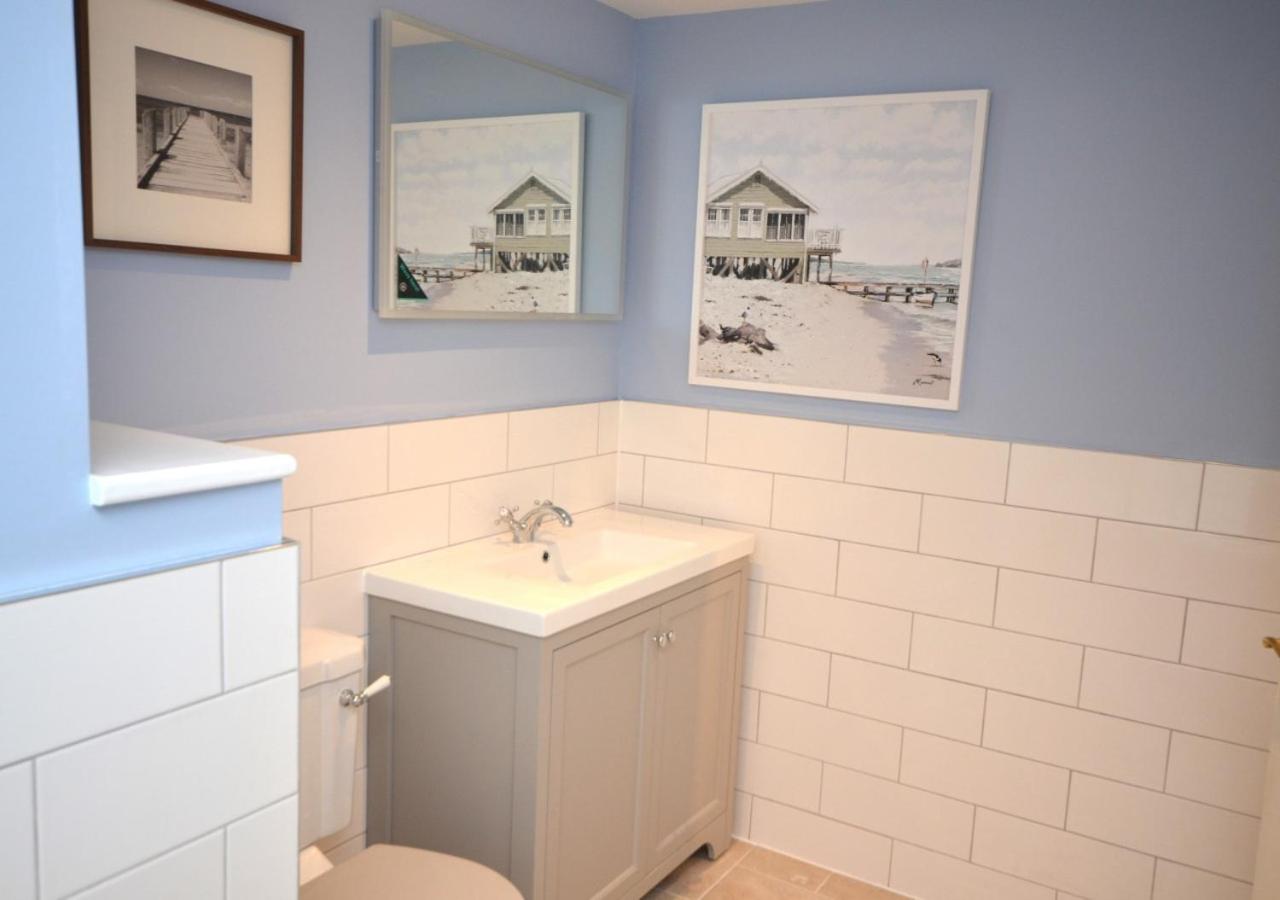 4 Bed in Kingswear oc-bc135