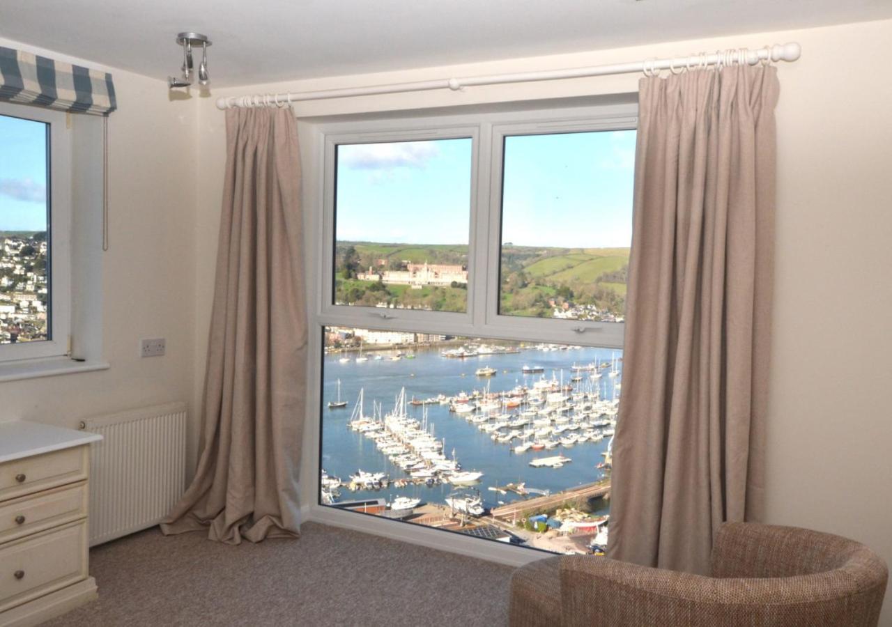 4 Bed in Kingswear oc-bc135