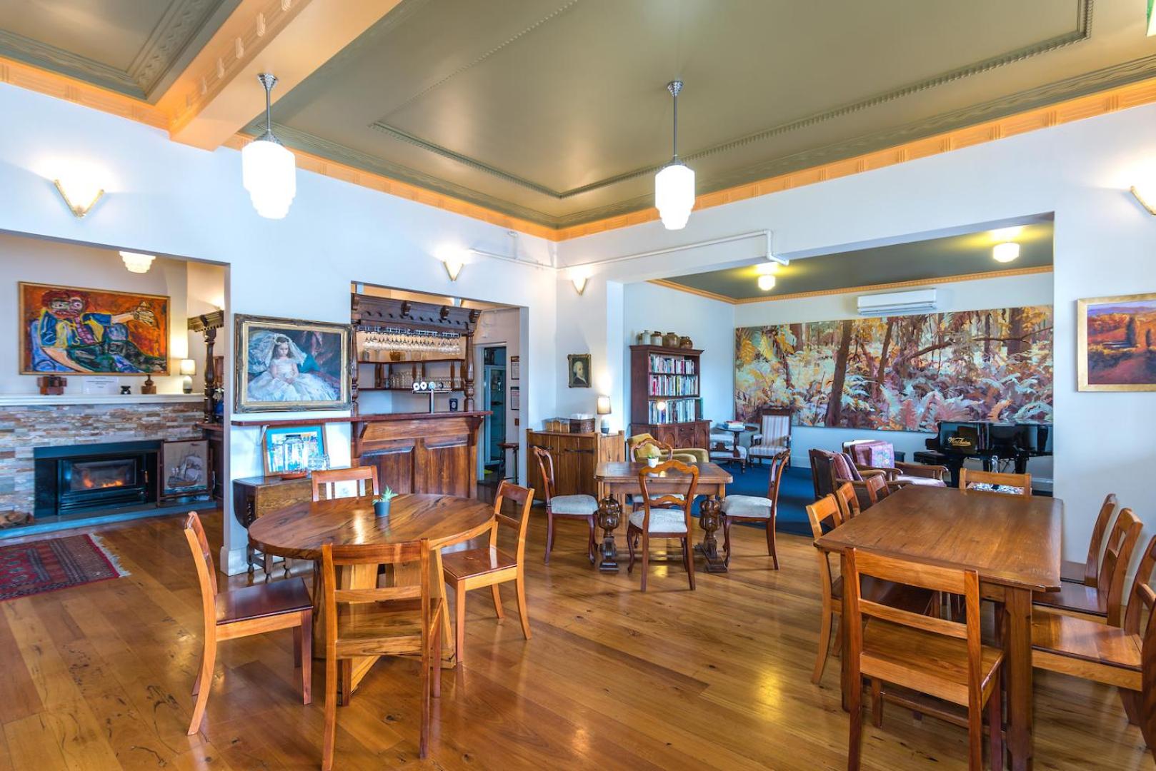 Northern Arts Hotel
