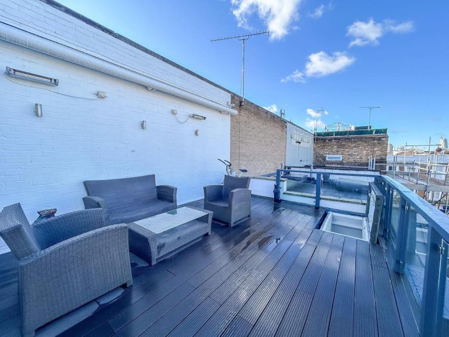 Stylish retreat in the heart of Notting Hill view 5