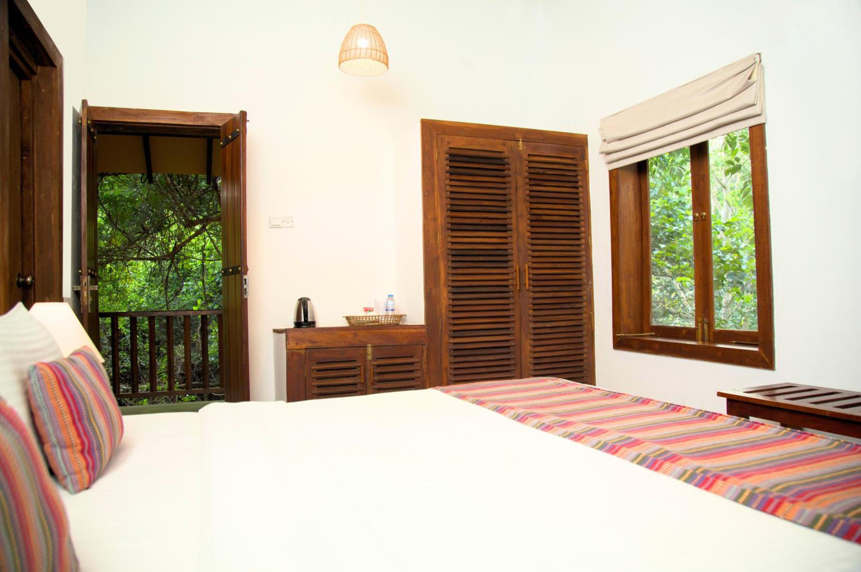 Pinthaliya Resort