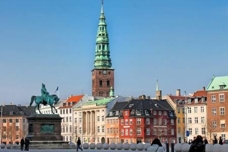 2 BR Apartment in Heart of Vesterbro view 2