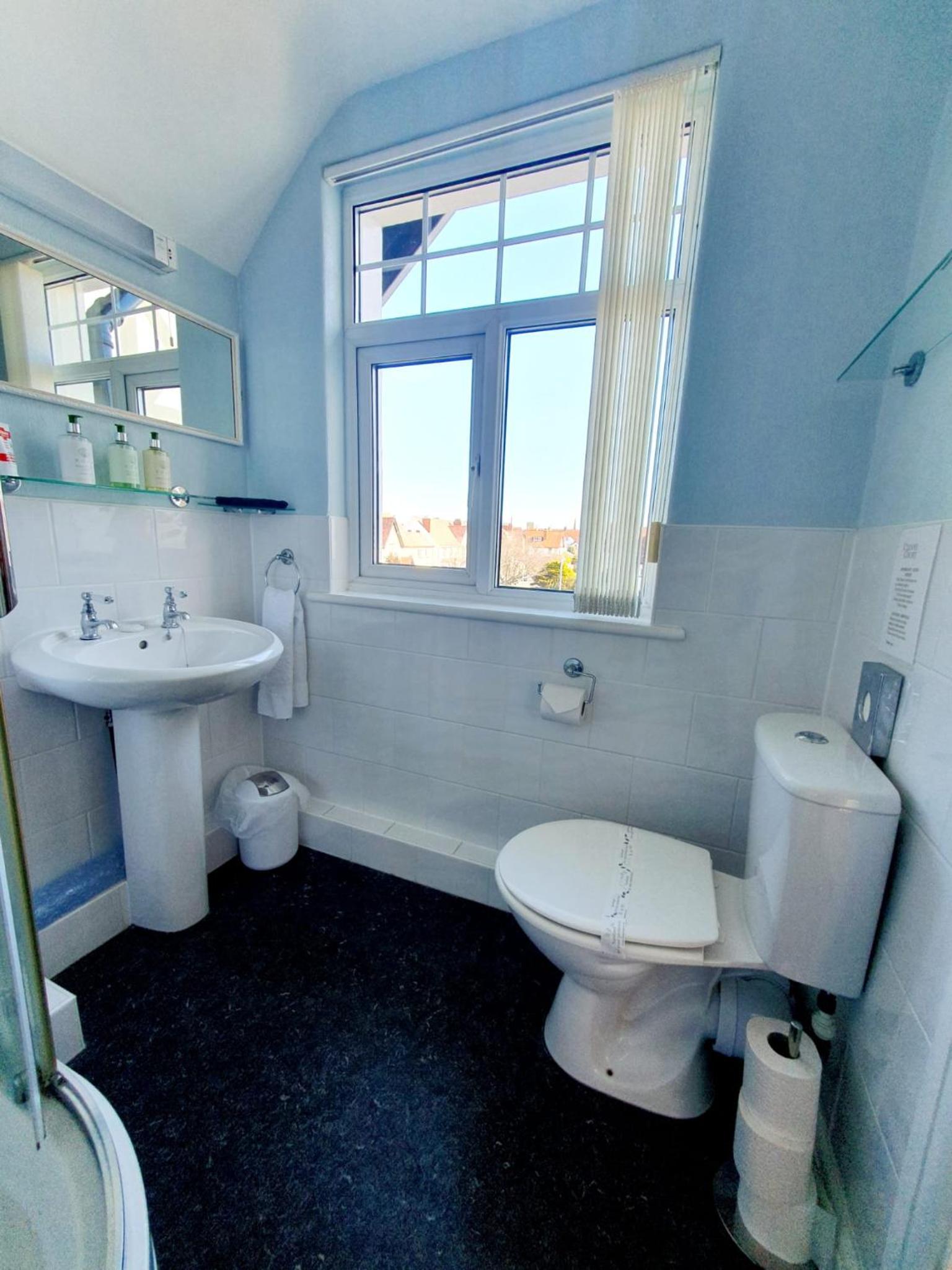 Cleave Court Guest House