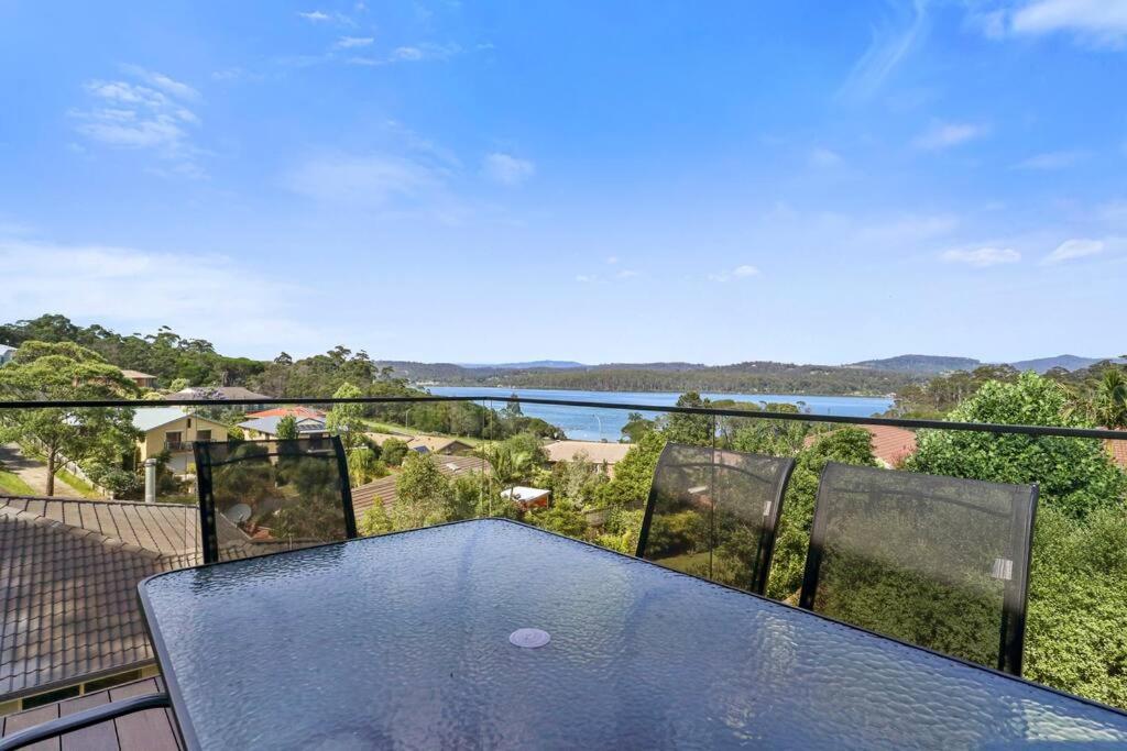 The Lake House & Apartment