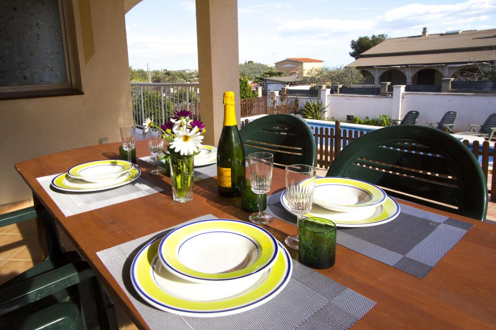 Catalunya Casas Cozy Costa Dorada with private pool, 3km to beach view 5