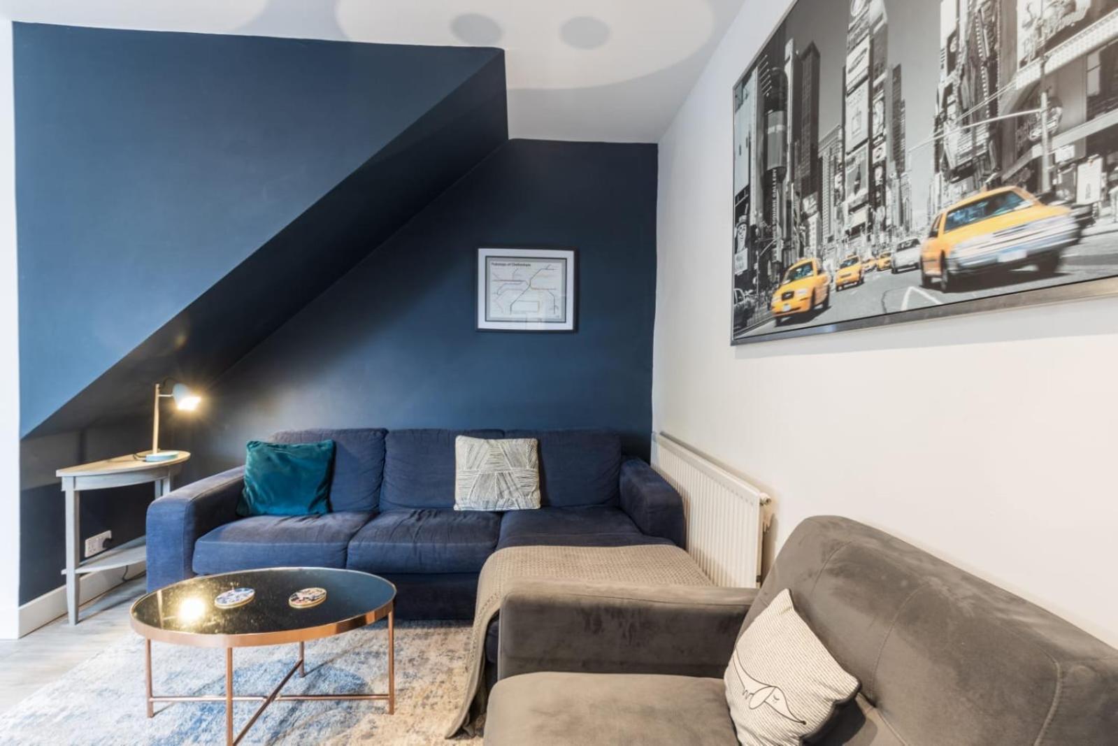 1 Phoenix Cottages, 403 High Street, Cheltenham view 5