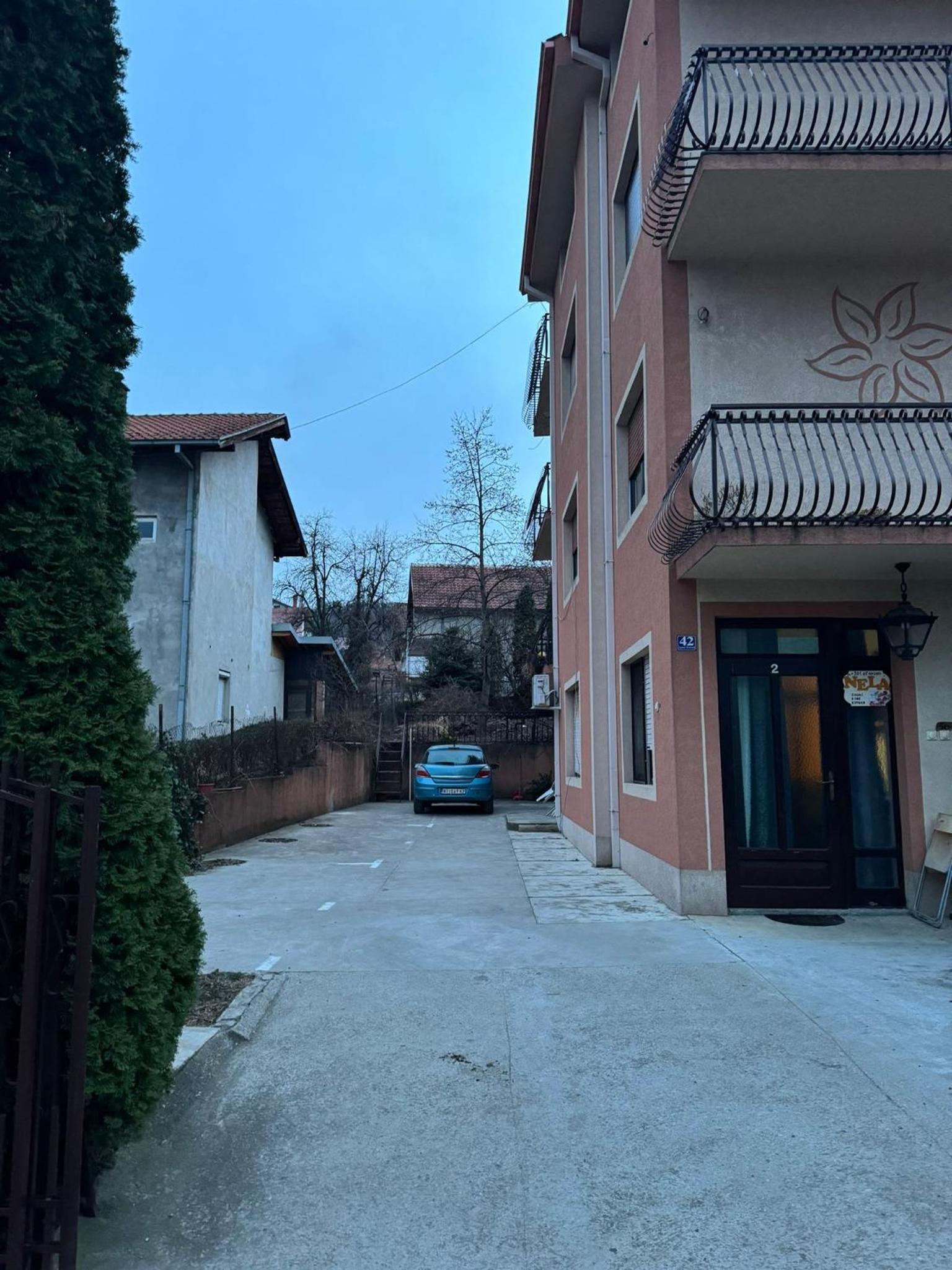 Photo 18