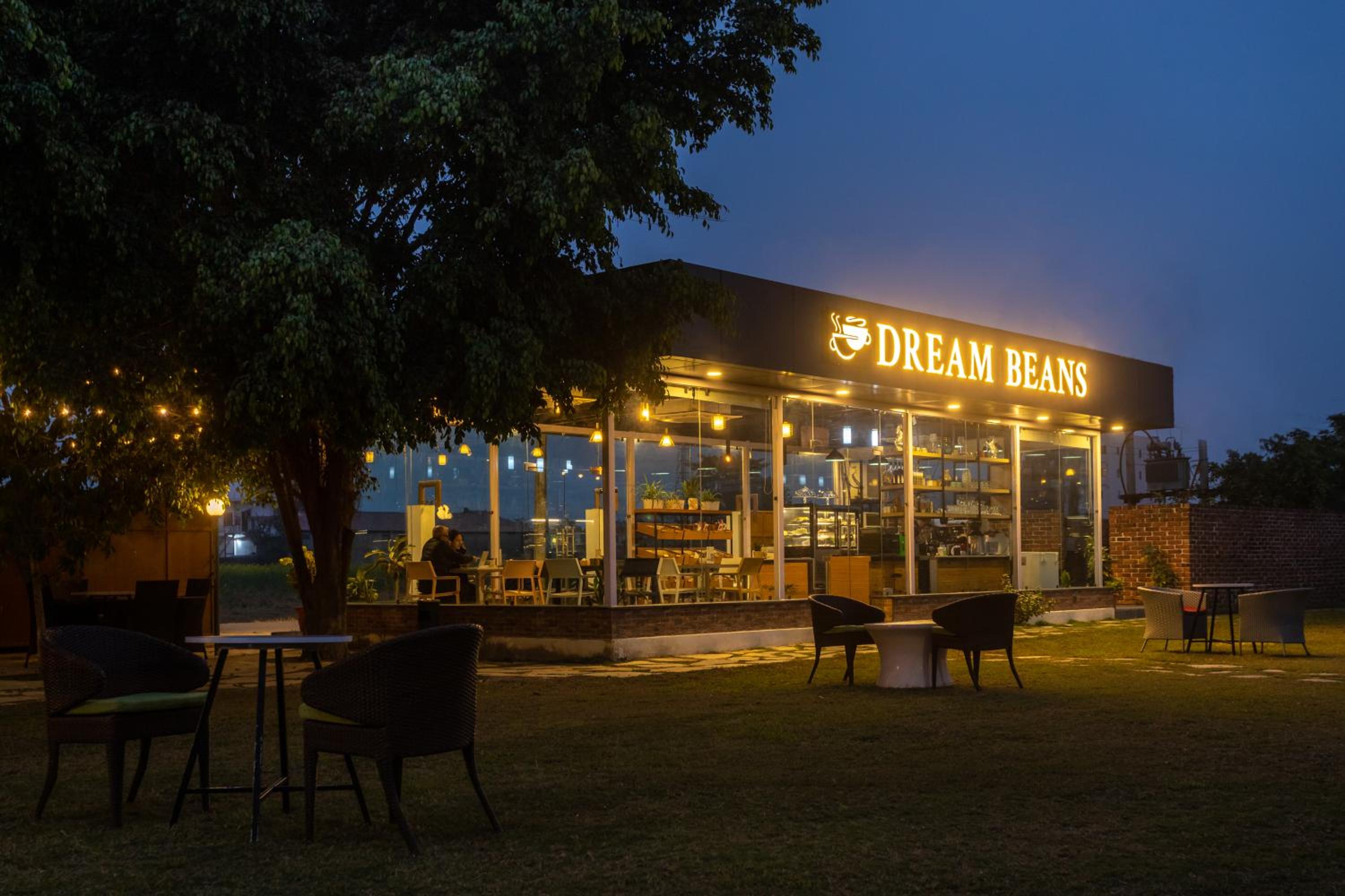 Dreamland Gold Resort & Hotel