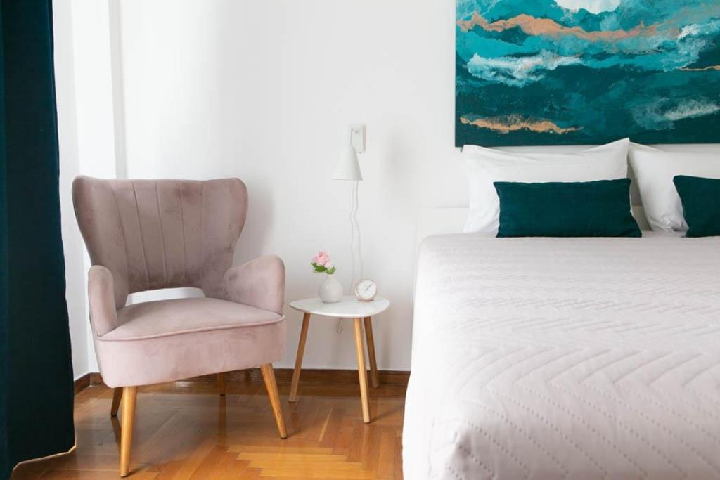 Artistic Acropolis apartment photo 5