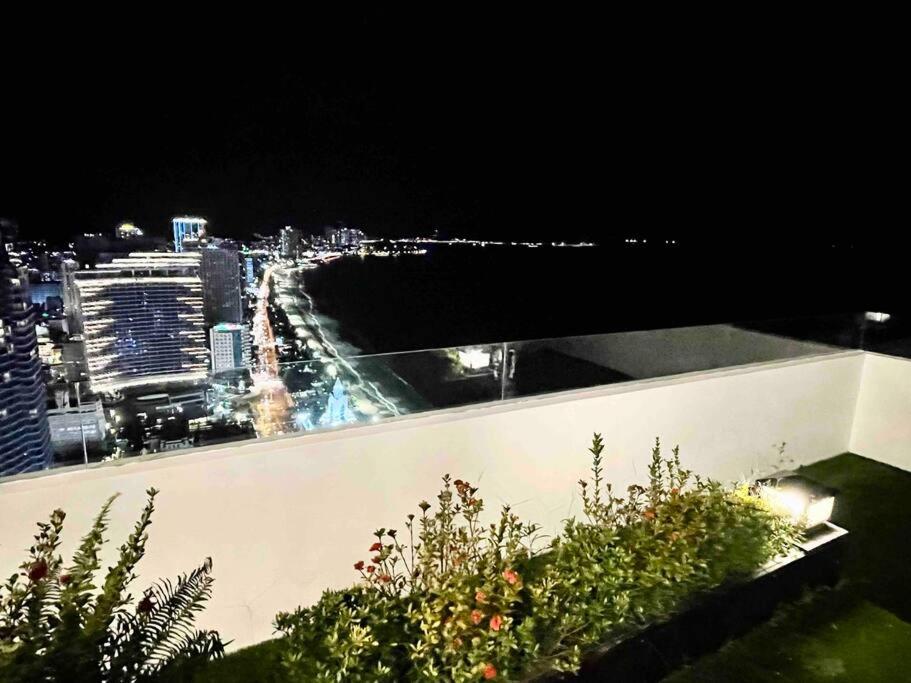 Holi Ocean Vista Sky Villa