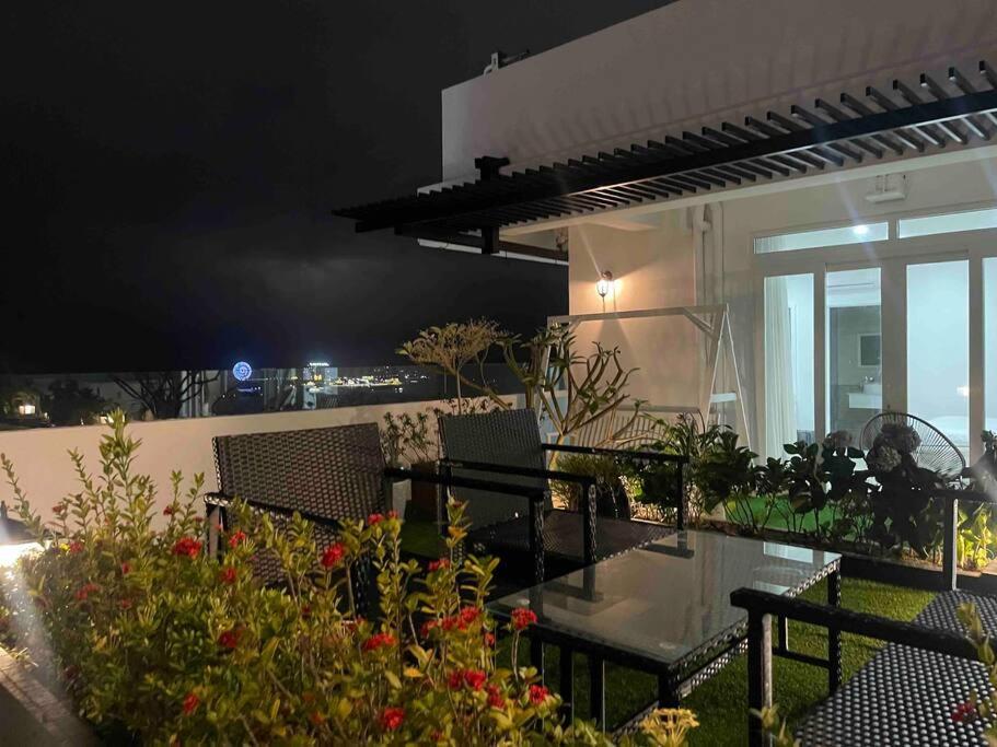 Holi Ocean Vista Sky Villa