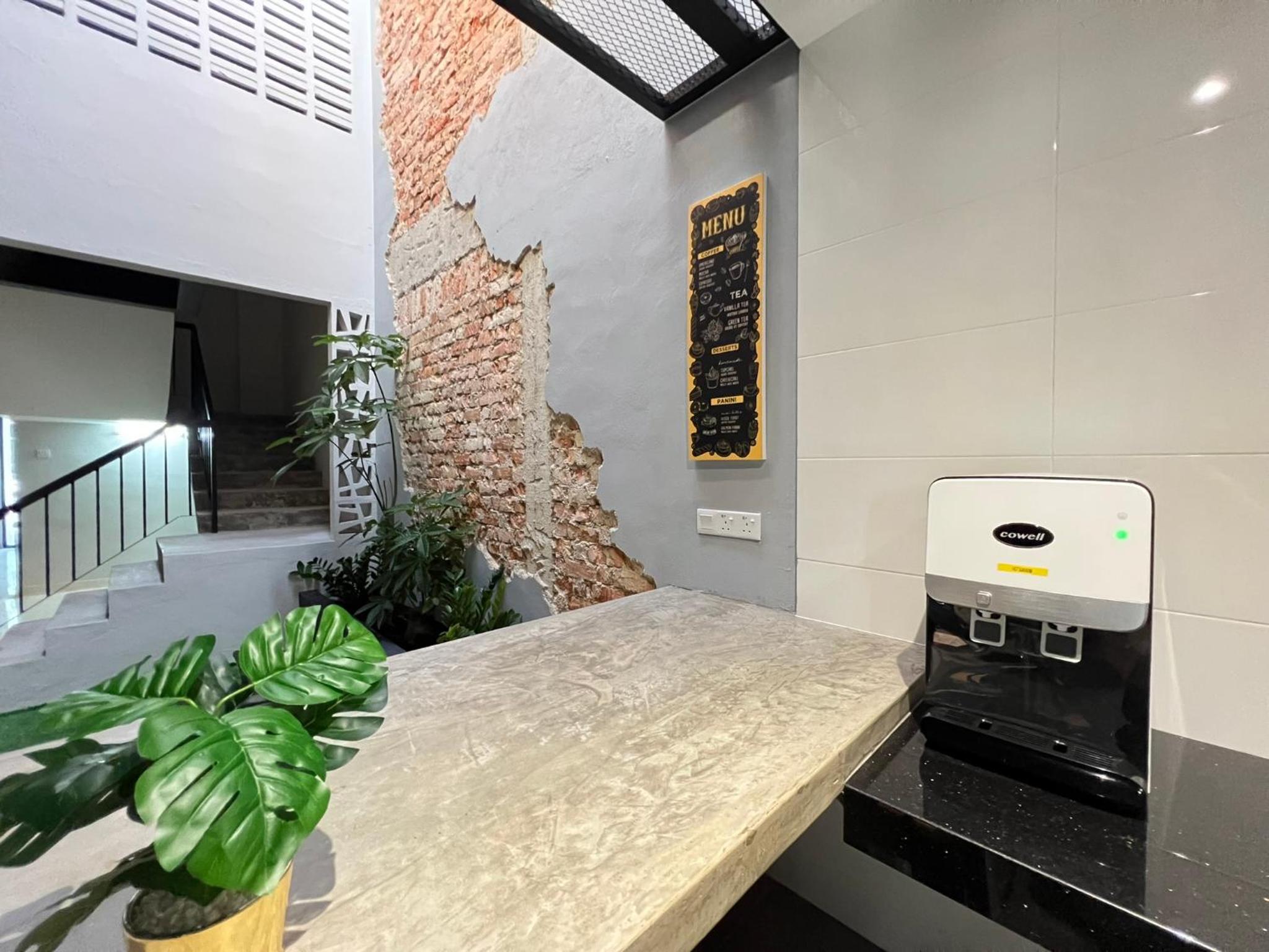Galaria 4BR 17Pax NearTC, DinosaurLand, PS4, Netflix view 3
