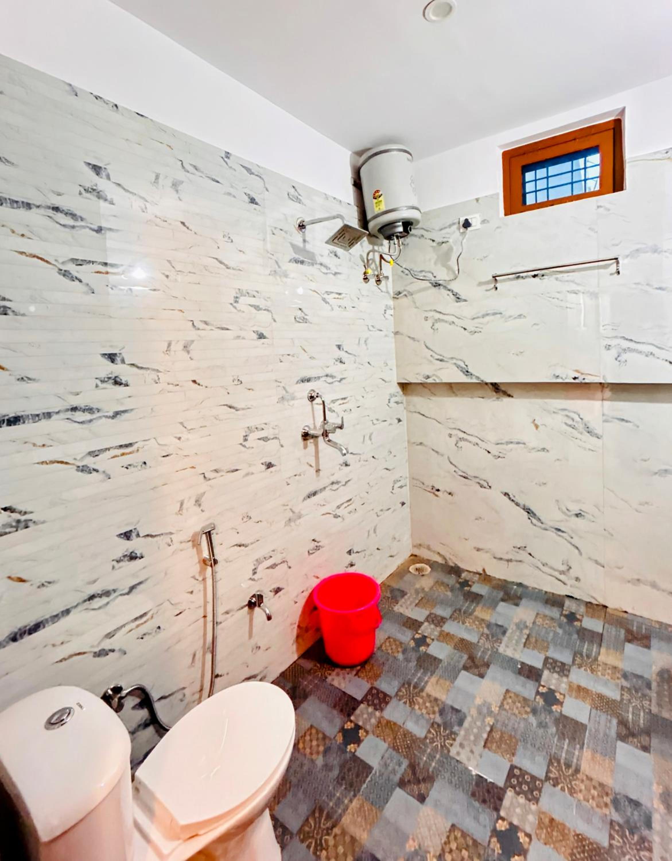 Anandmay Homestay, ISBT Rishikesh view 5