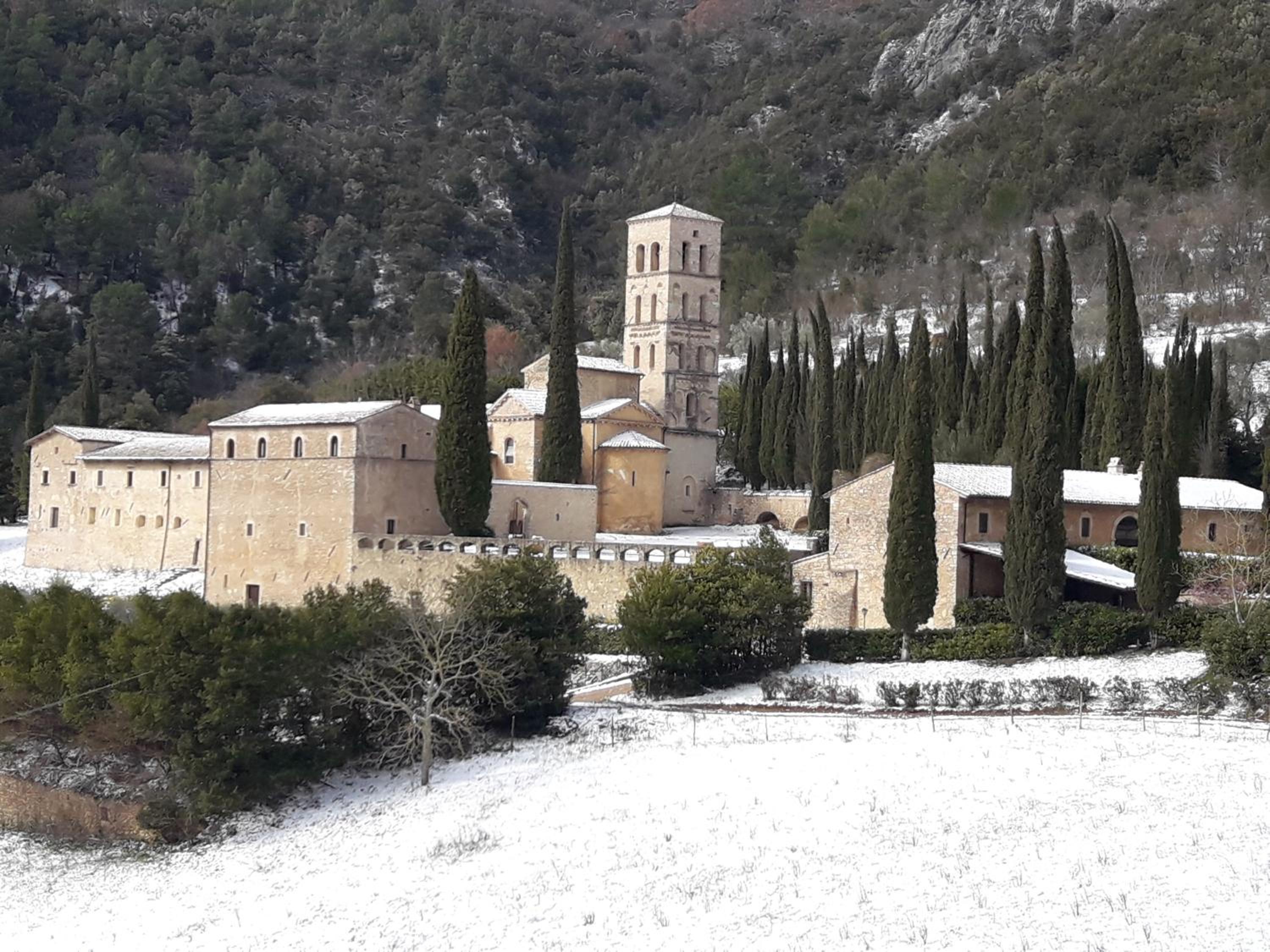 Abbazia San Pietro In Valle