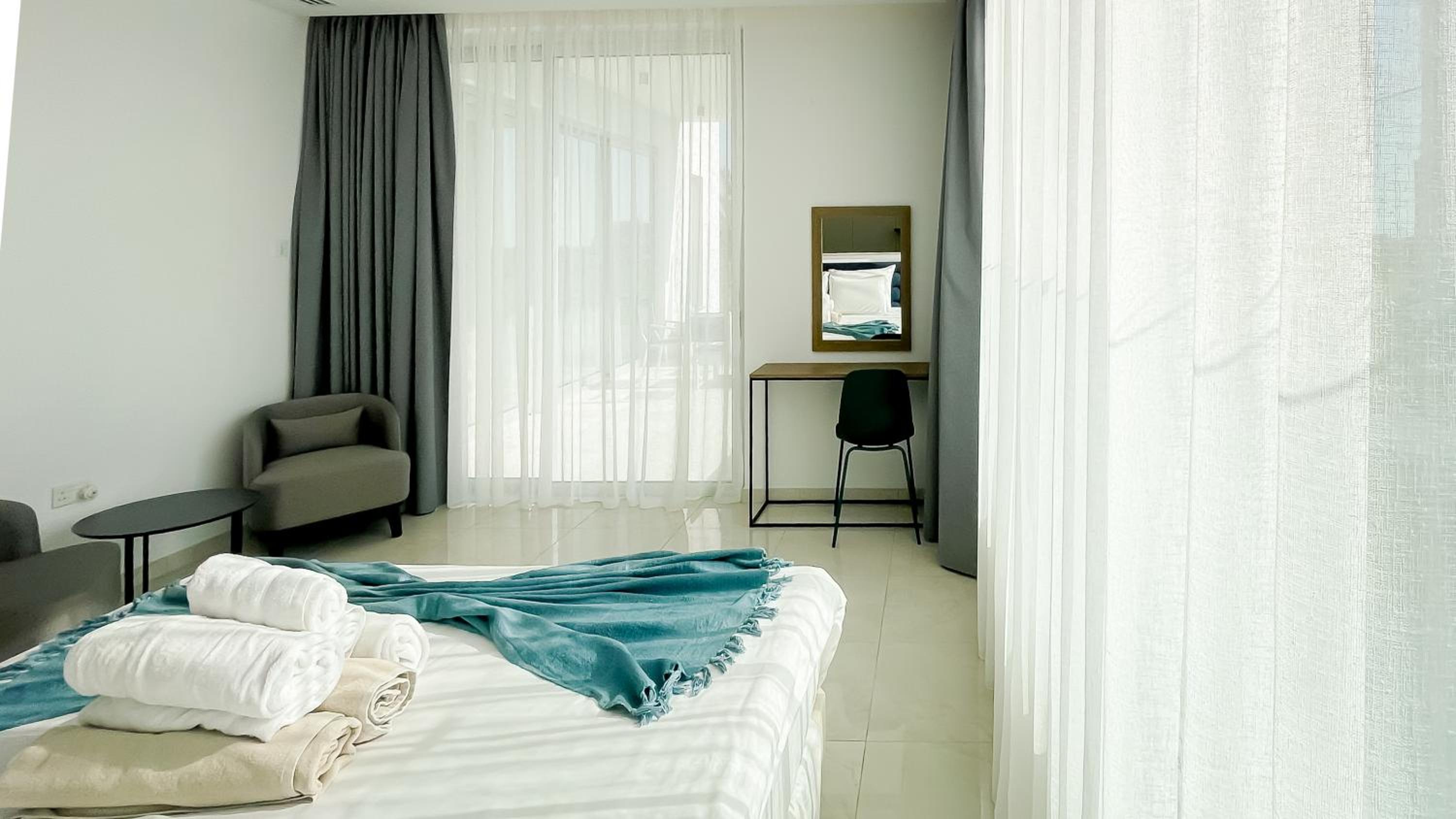 Beachfront Luxury Villa Glory