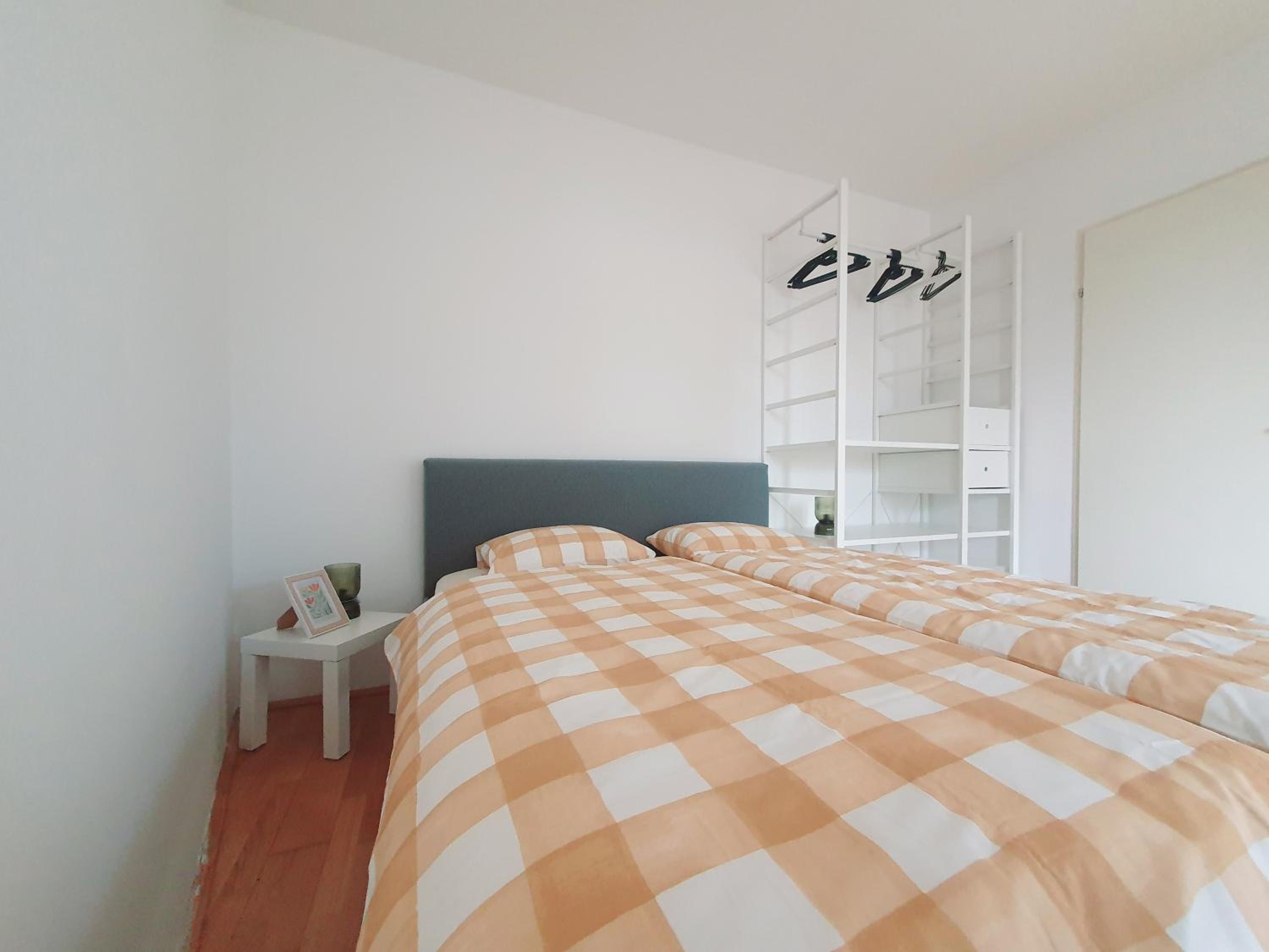 Near Lake One Bedroom Adorable Apartment