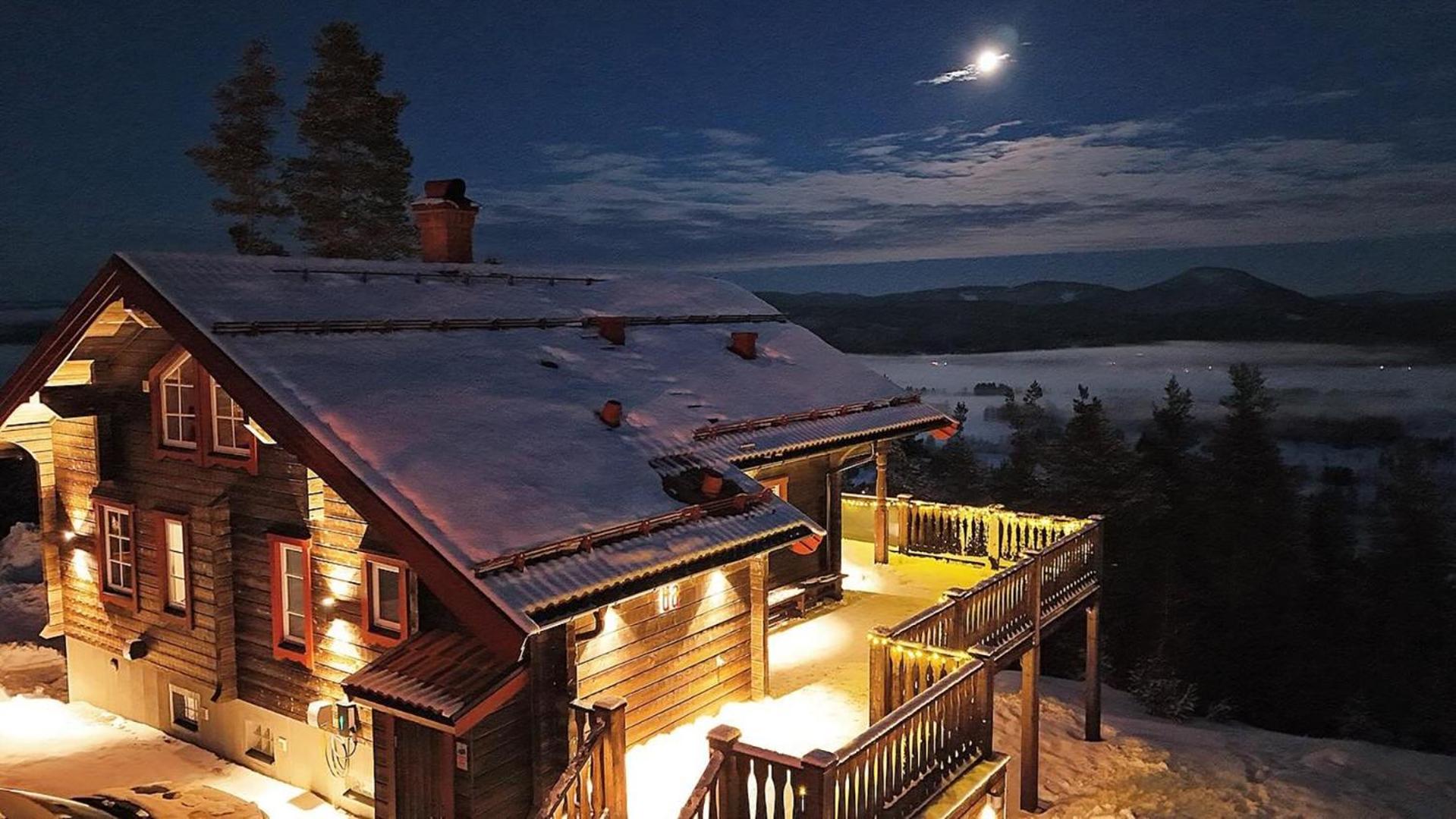 Alpstigen 6A - 10 bäddars fjällstuga mitt i Järvsöbacken