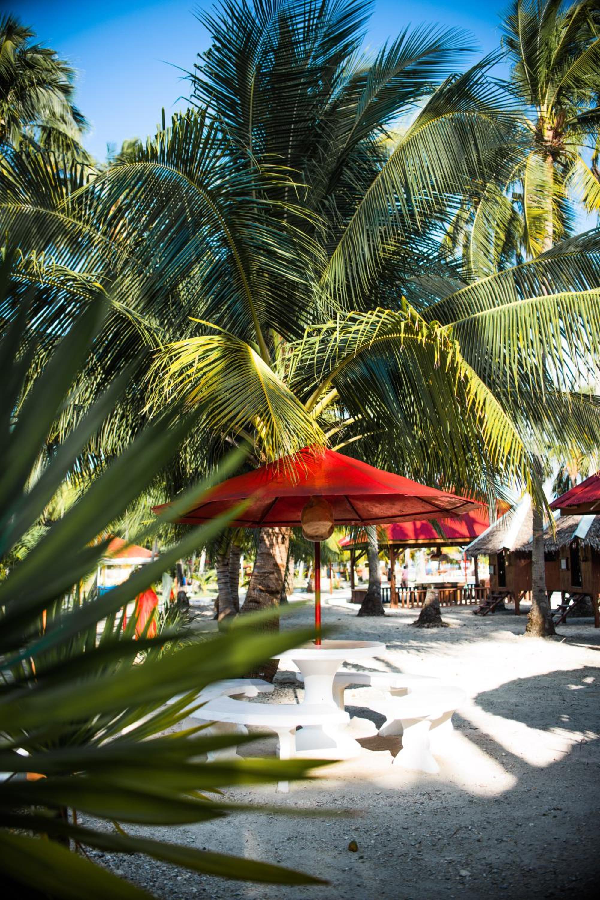 Sipaway Island Resort Inc Former Whispering Palms Resort