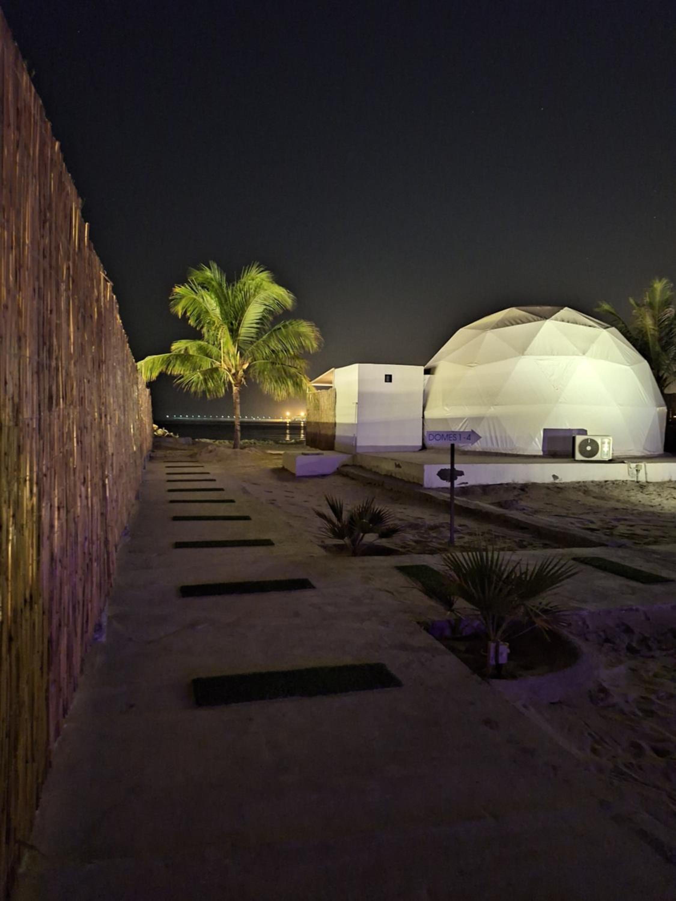 AVICENNIA BEACH DOMES