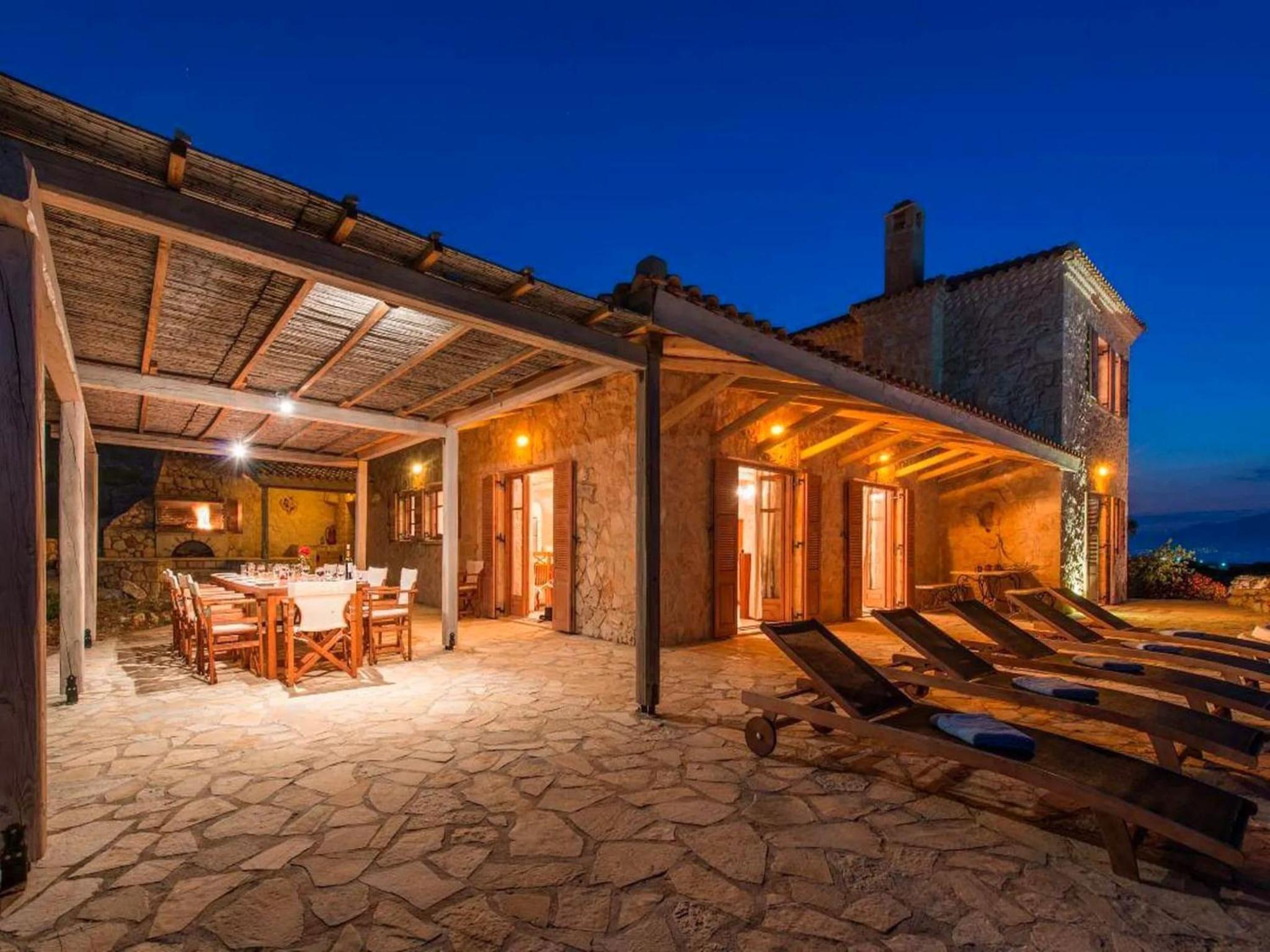 Elegant Zante Villa - Villa Divas - 6 Bedrooms - Infinity Pool - 100 Metres To The Sea - Short Drive To Agios Nikolaos view 2