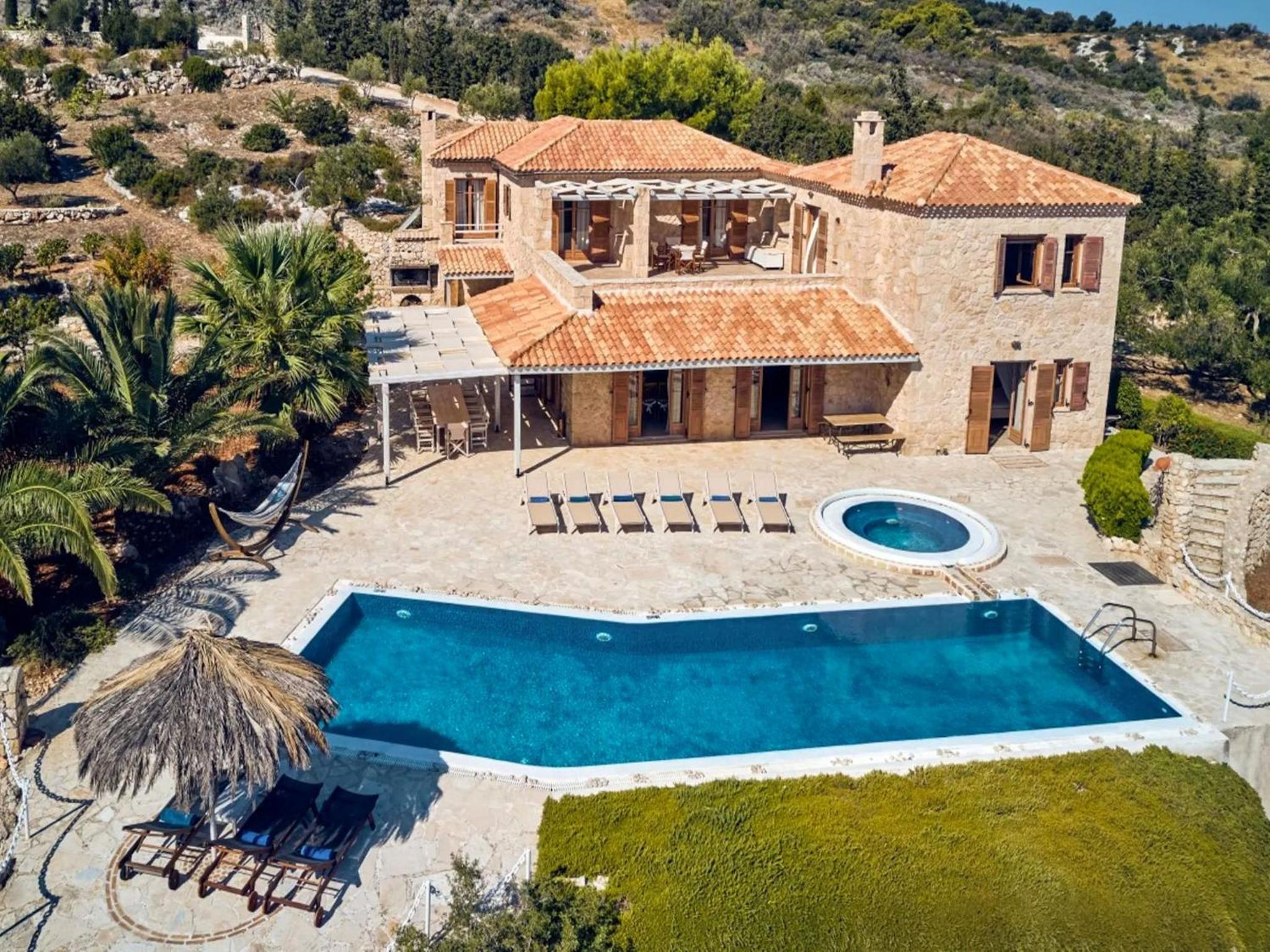 Elegant Zante Villa - Villa Divas - 6 Bedrooms - Infinity Pool - 100 Metres To The Sea - Short Drive To Agios Nikolaos view 4
