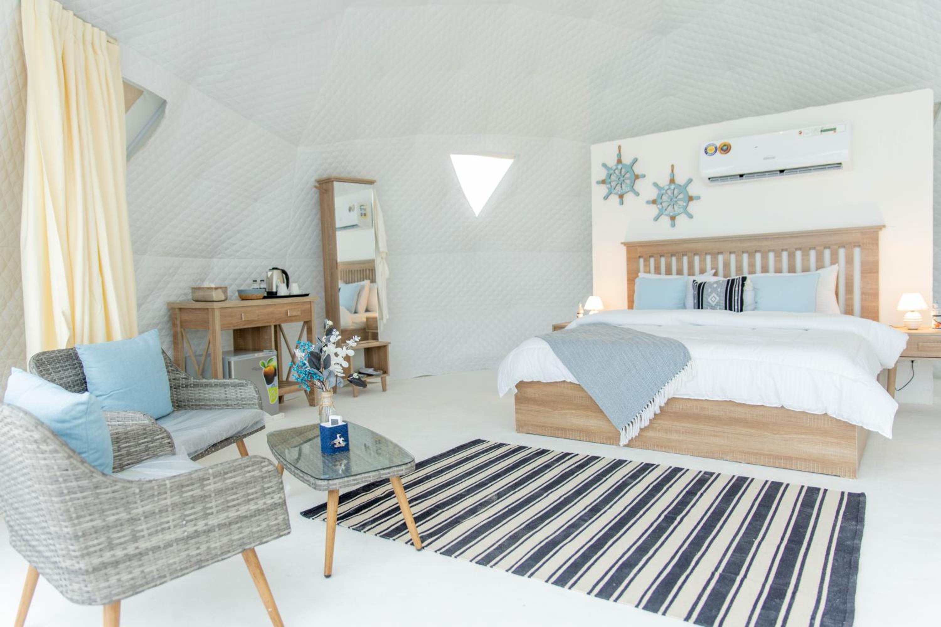 AVICENNIA BEACH DOMES