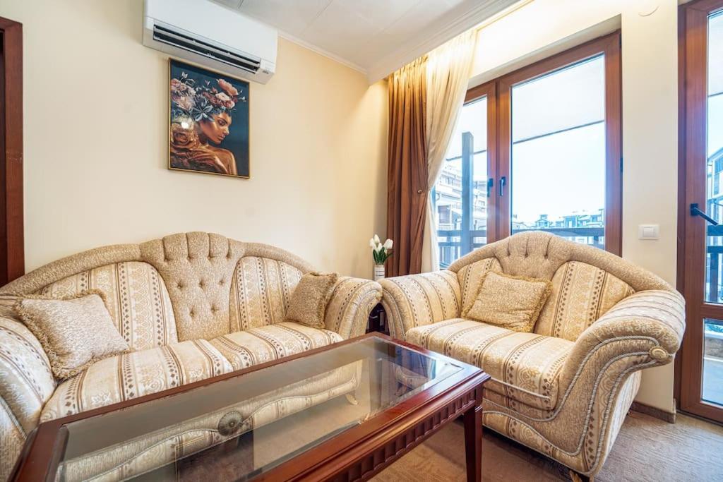 Ski Lift Delight Bansko Apartment