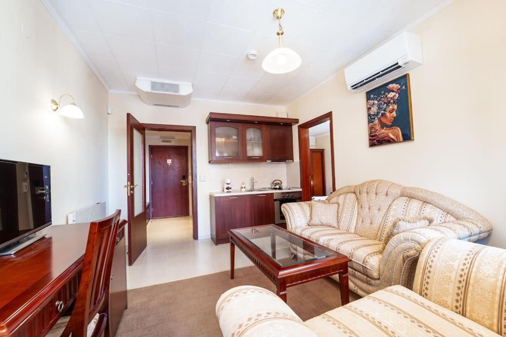 Ski Lift Delight Bansko Apartment
