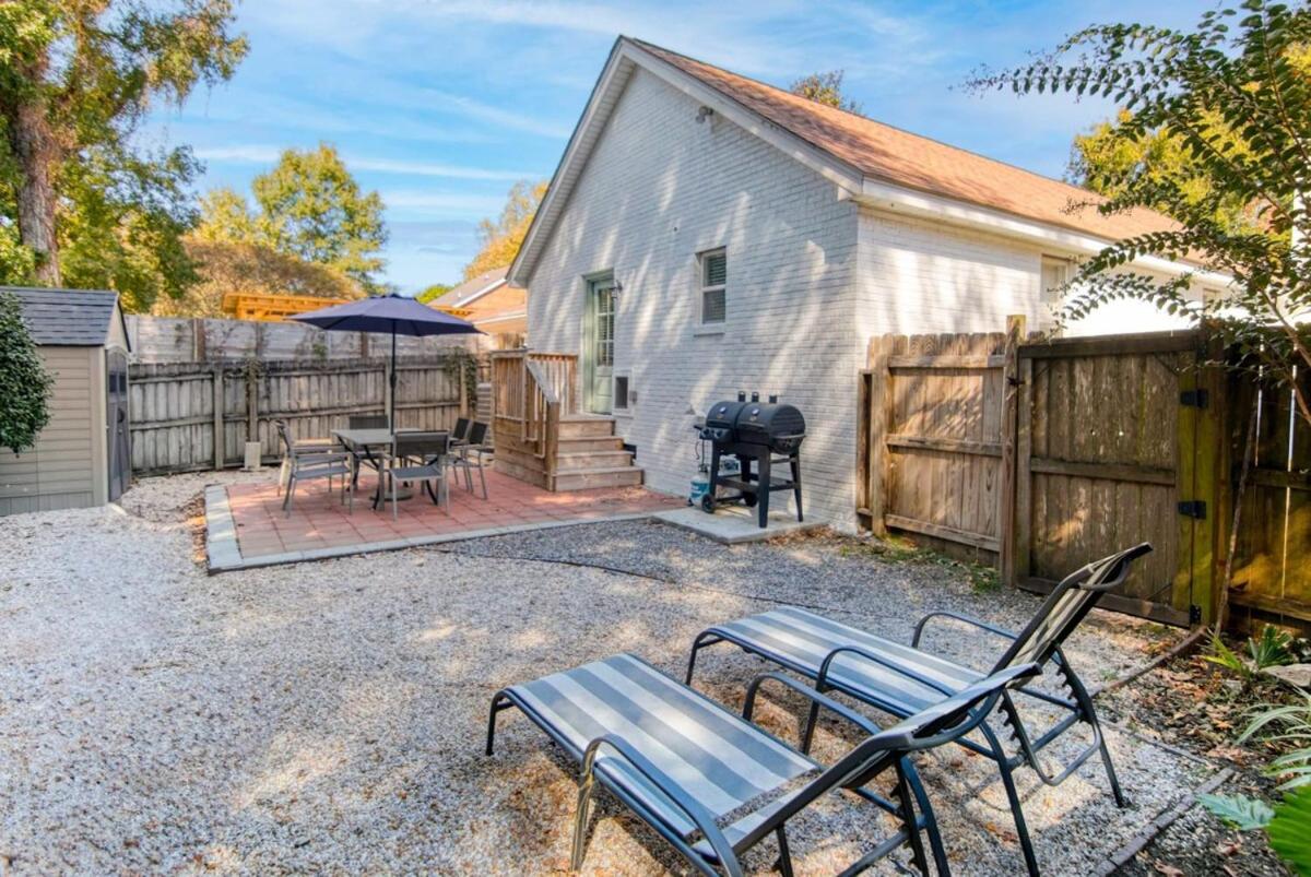 Charleston Oasis with Hot Tub, Mins to Dtwn