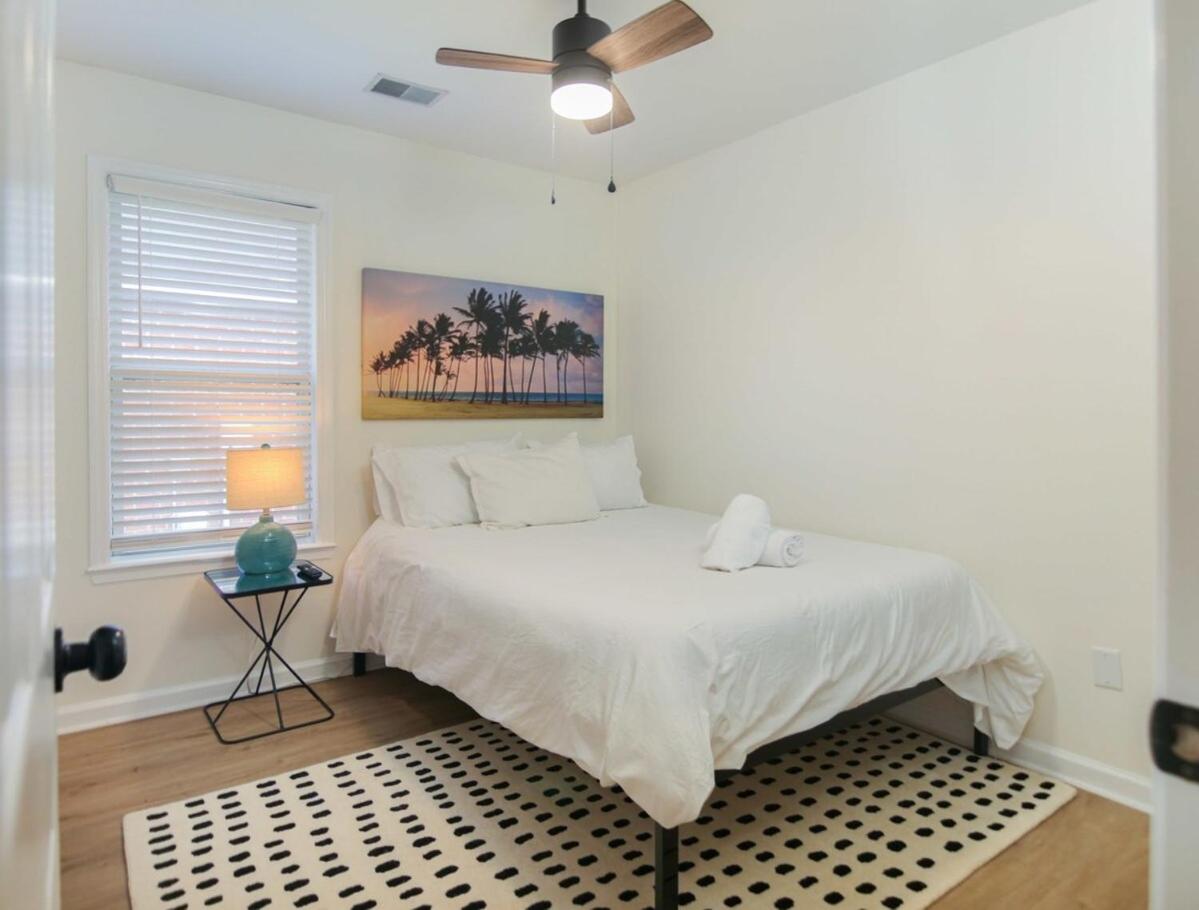 Charleston Oasis with Hot Tub, Mins to Dtwn, photo 17