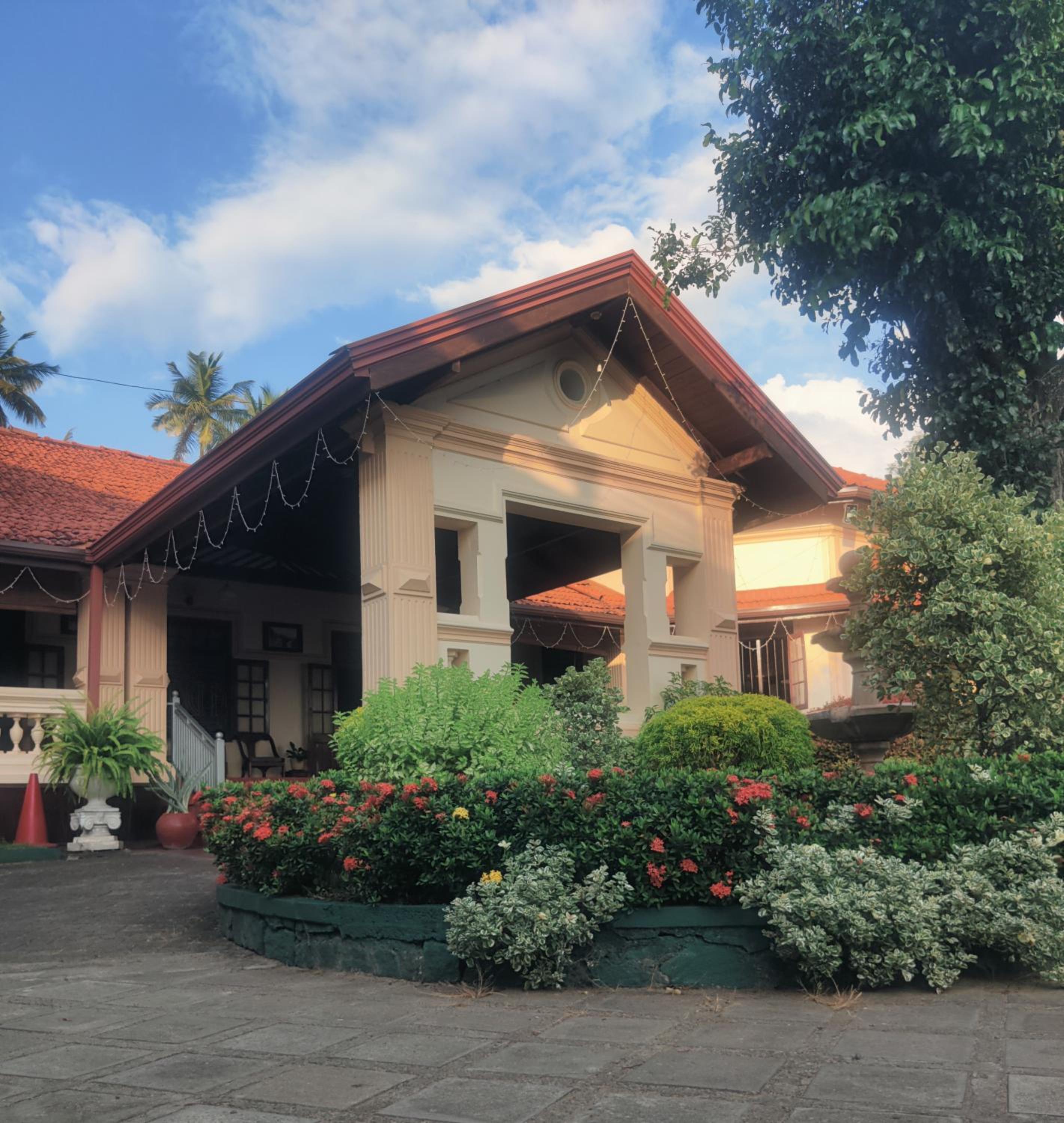 Grand Colonial Viveka