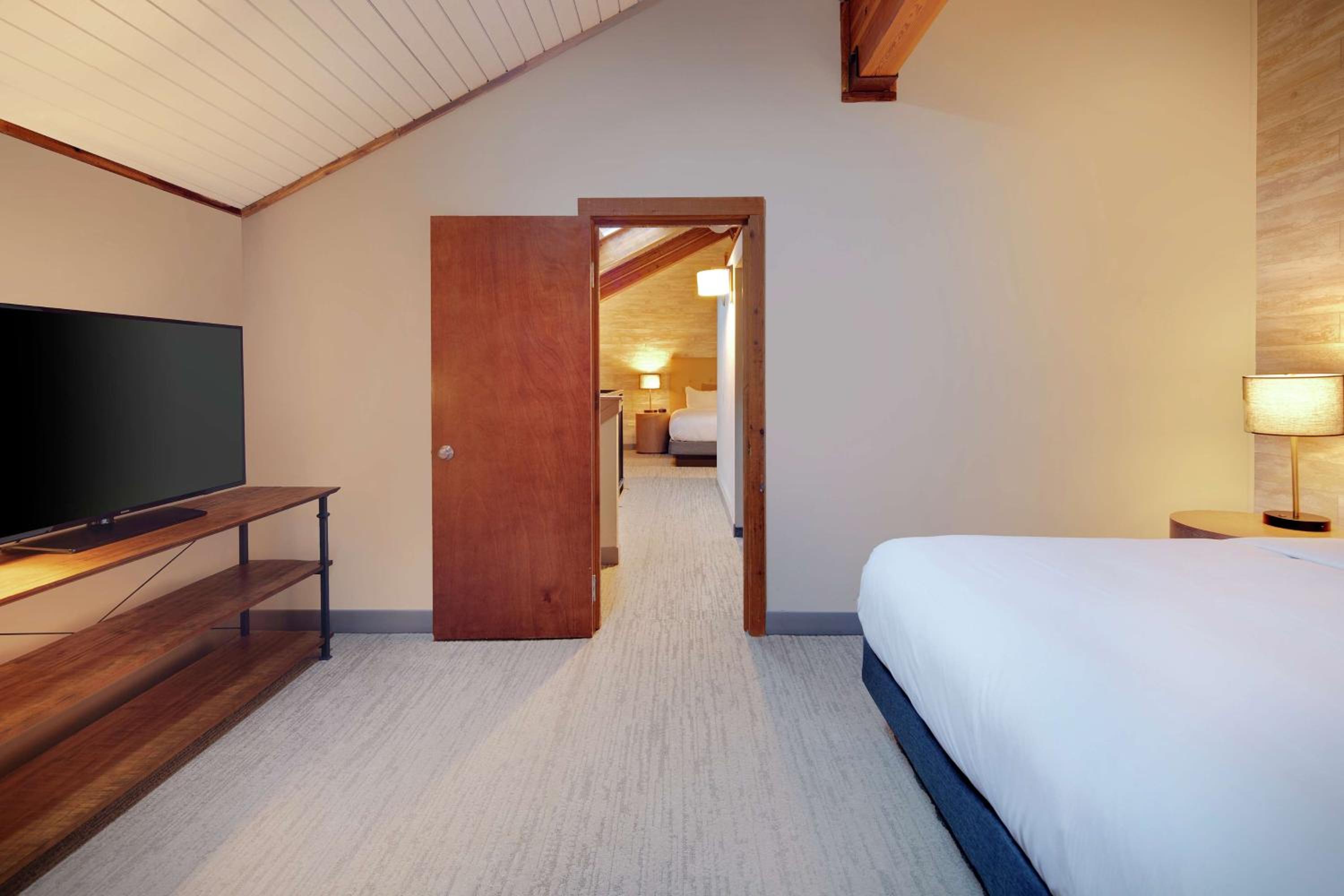 Highline Vail - a DoubleTree by Hilton, Photo 8