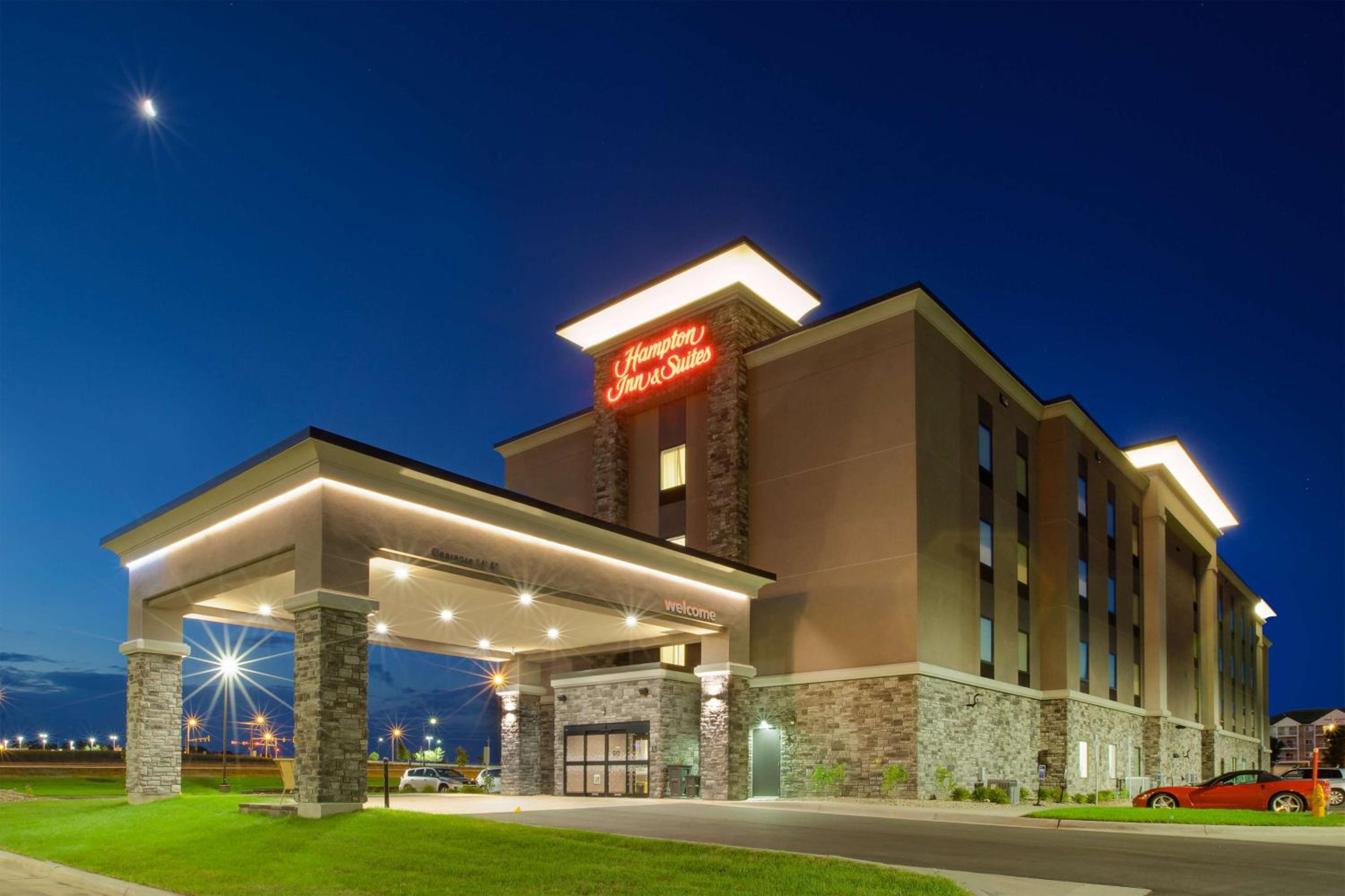 Hotel Hampton Inn & Suites By Hilton, Southwest Sioux Falls - Image 1