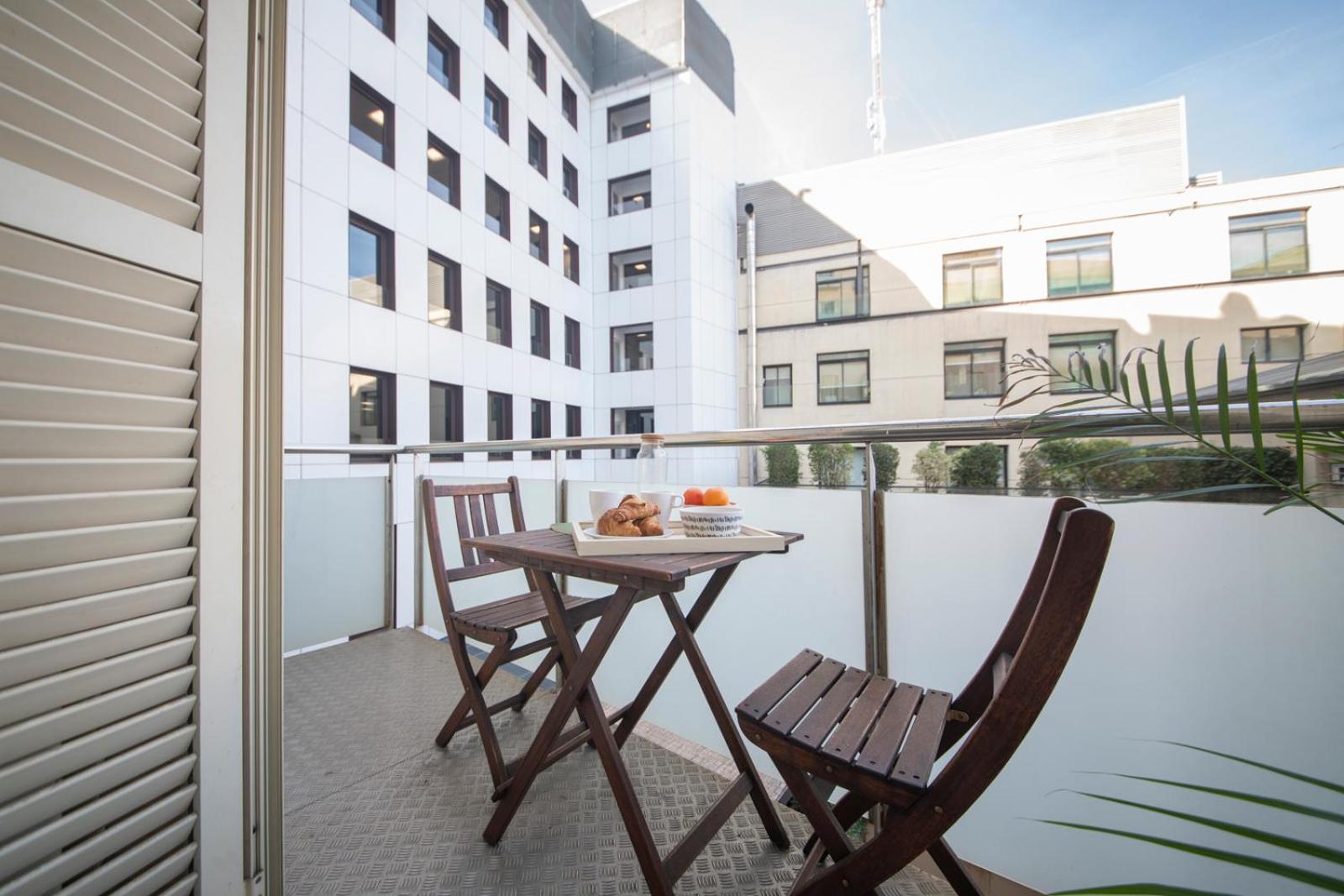You Stylish City Center Apartments
