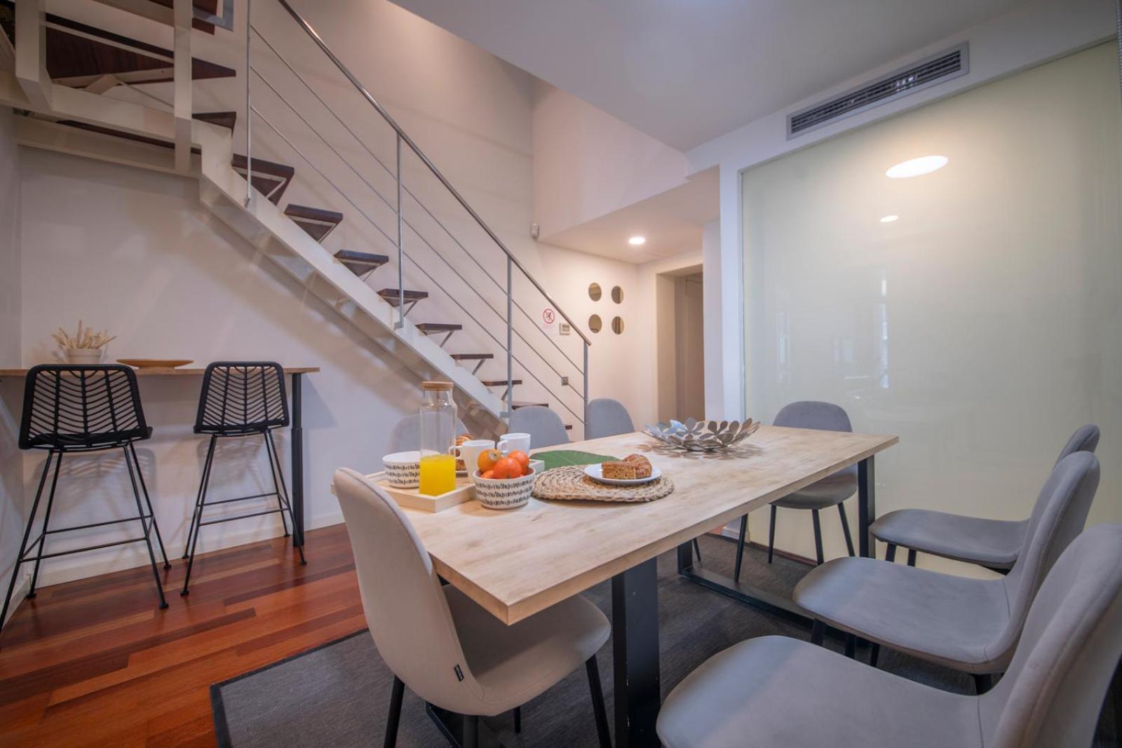 You Stylish City Center Apartments