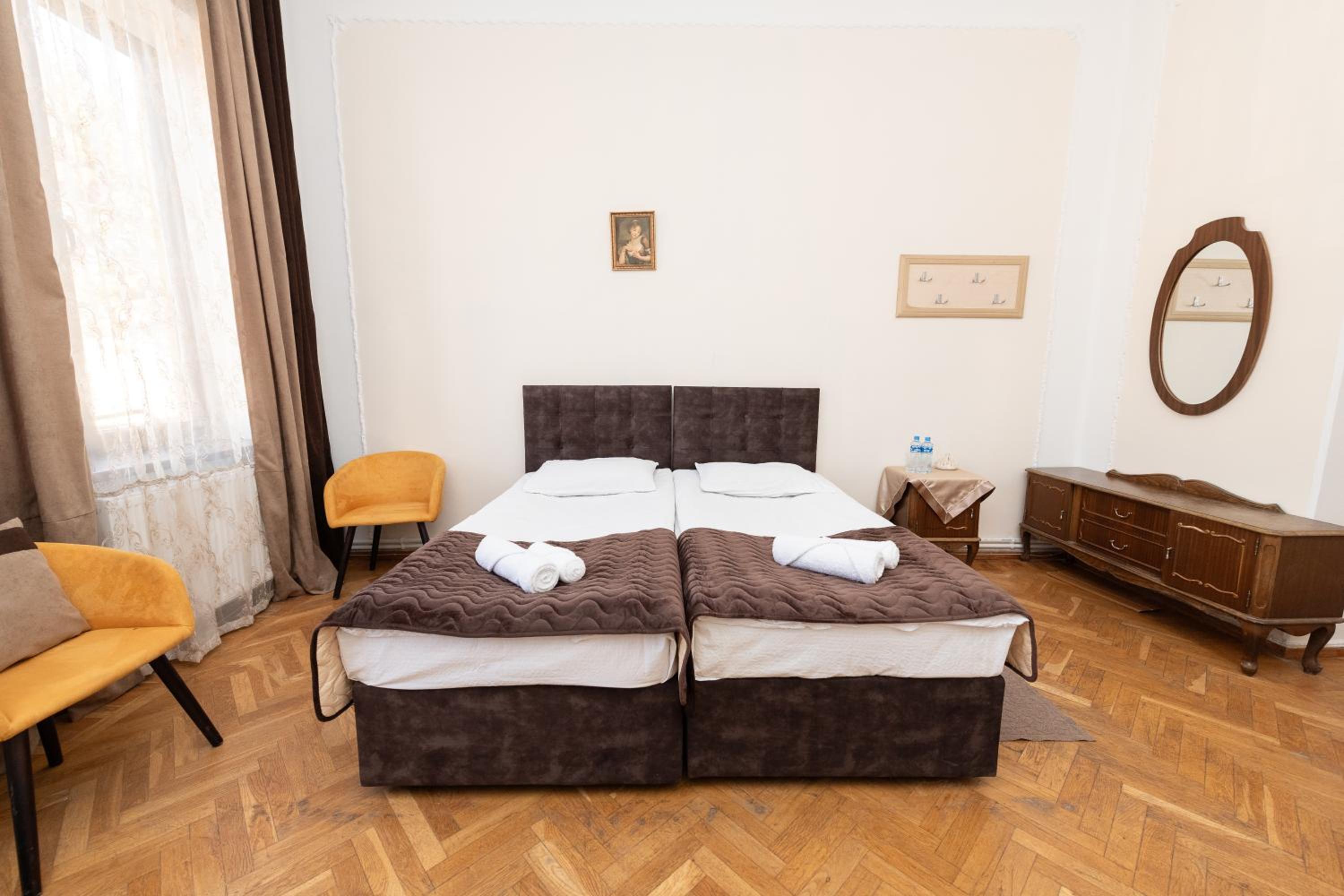 Anna's Guest House