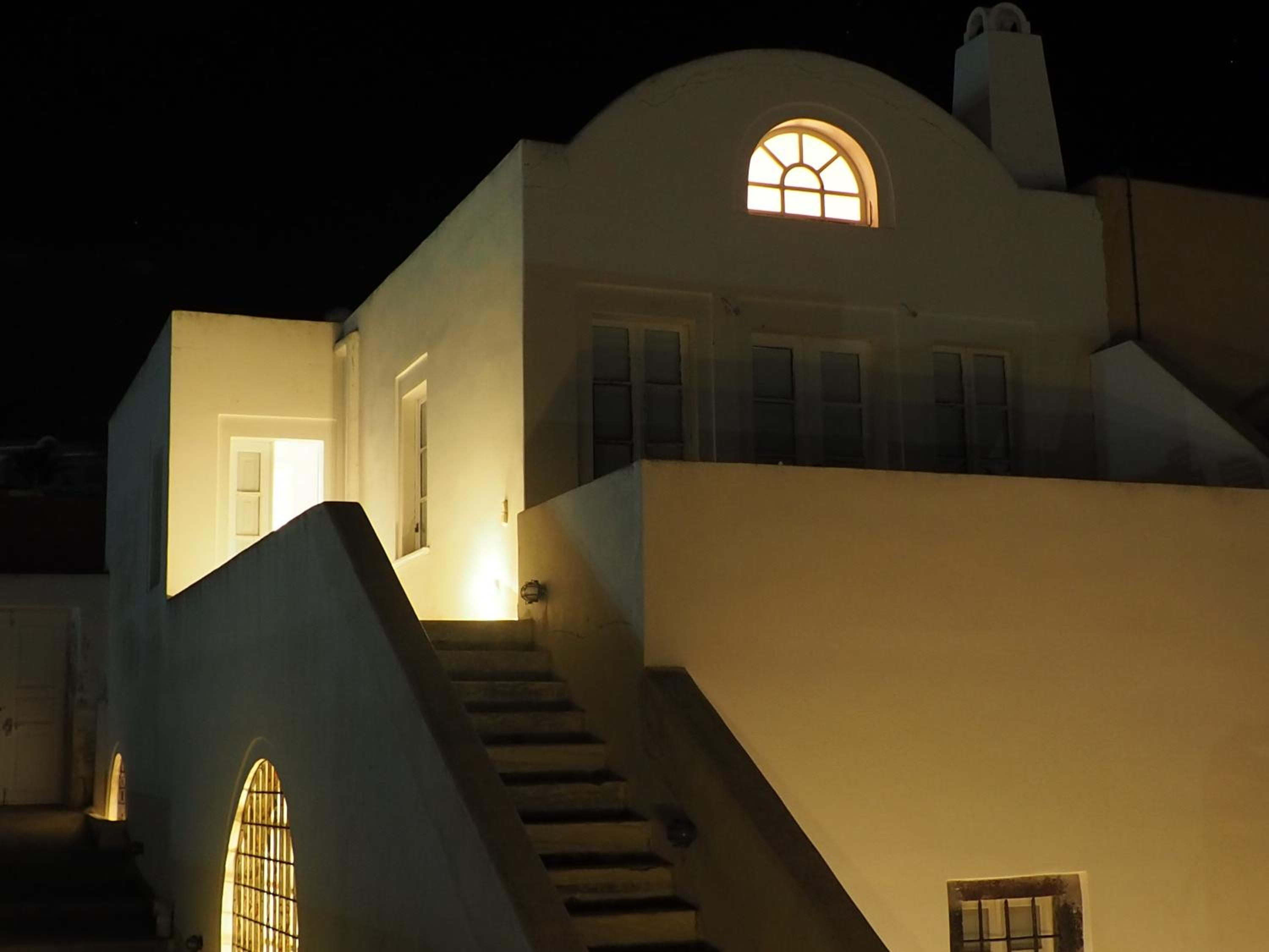 The Palm Rock, Finikia Santorini photo 1