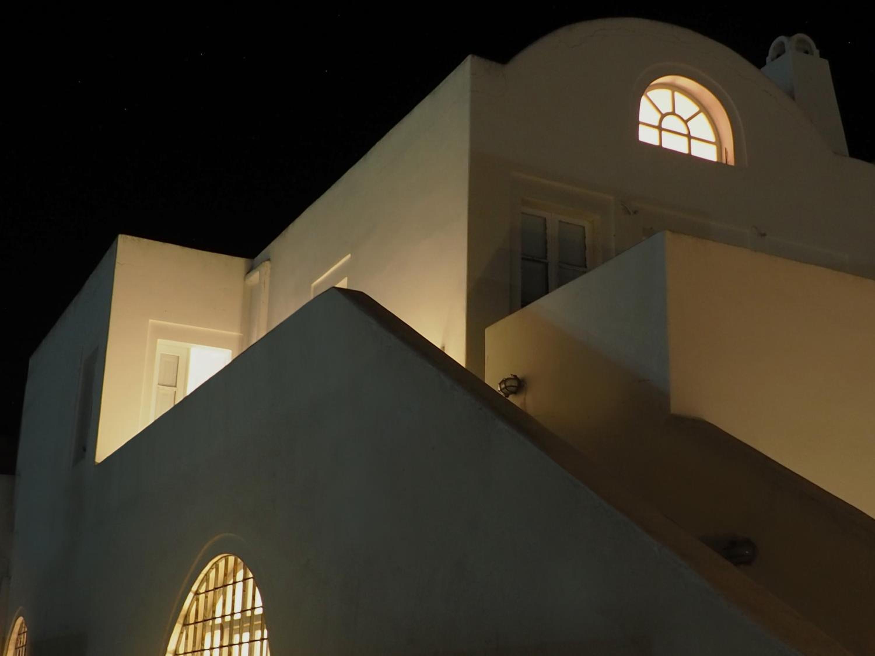 The Palm Rock, Finikia Santorini photo 4