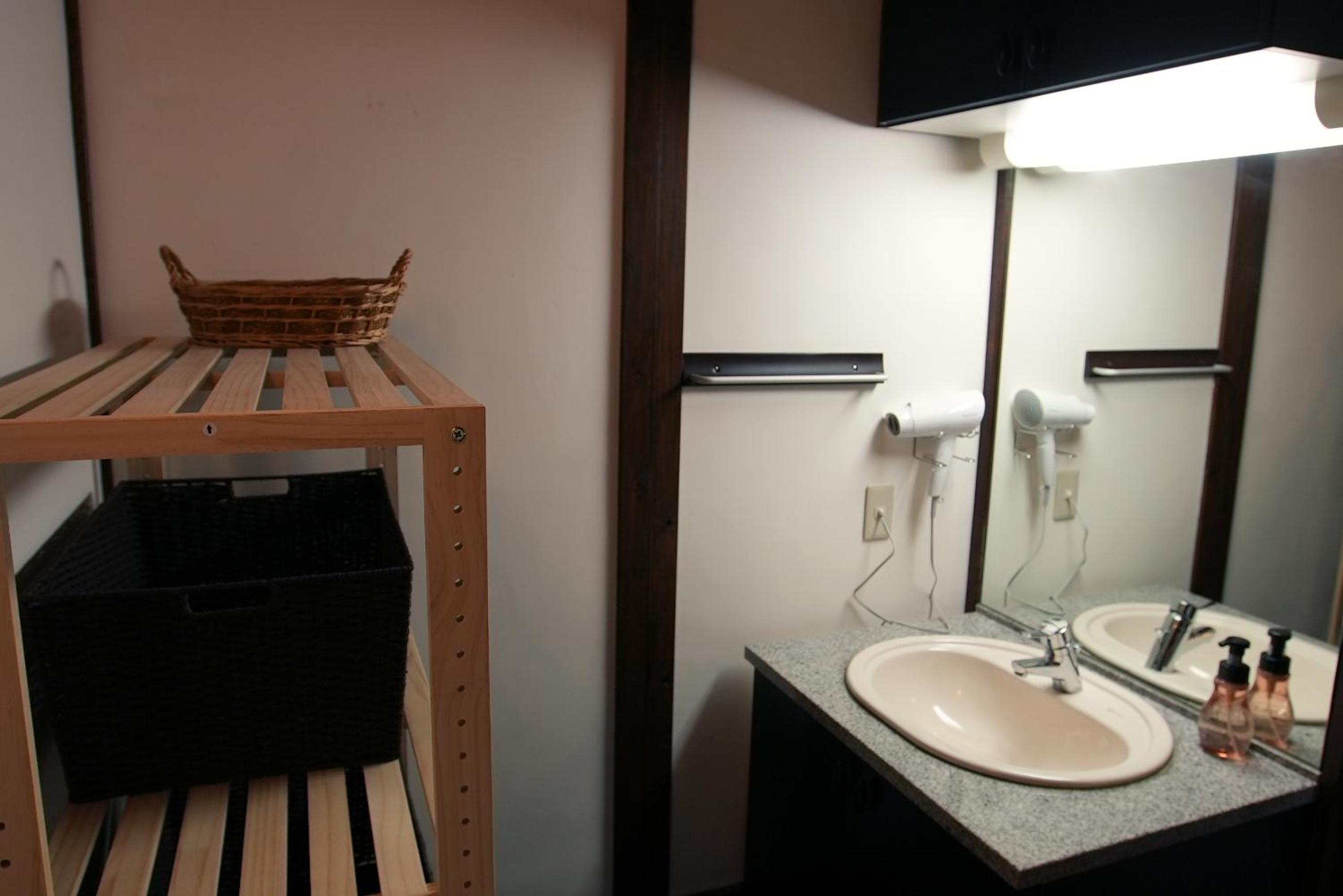 KAMIYASHIKI Private Hotel - Self Check-in Only