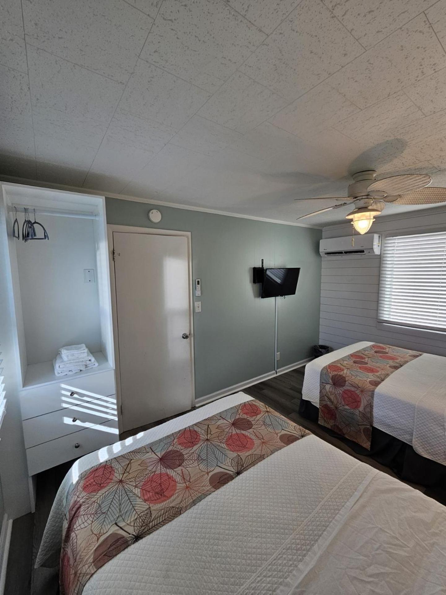 Island Guesthouse and Motel OBX view 5