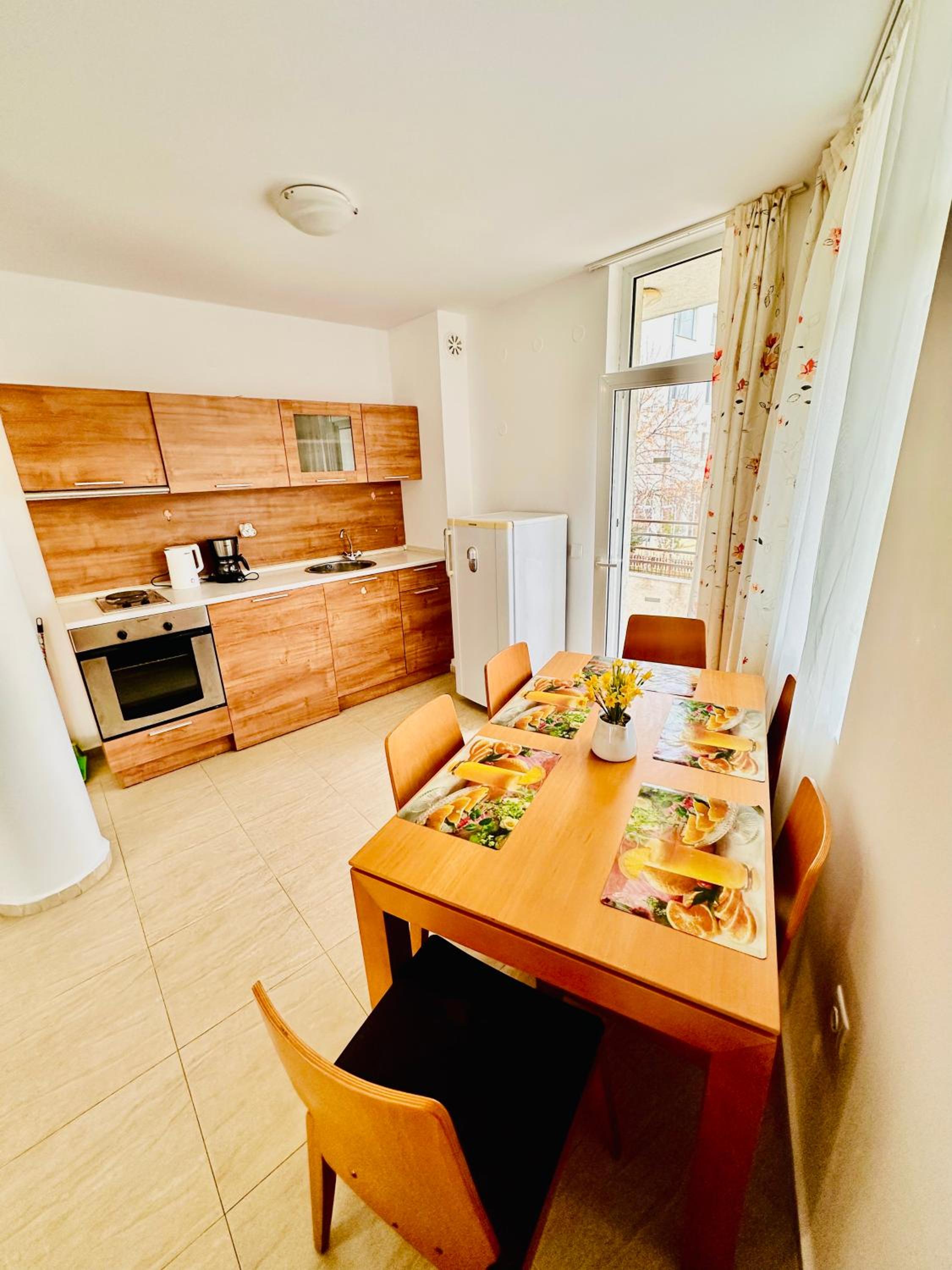 Charming 2-bed flat with pool view in Sunny Beach, Bulgaria