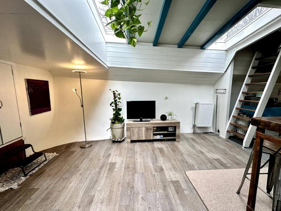 Houseboat in Amsterdam