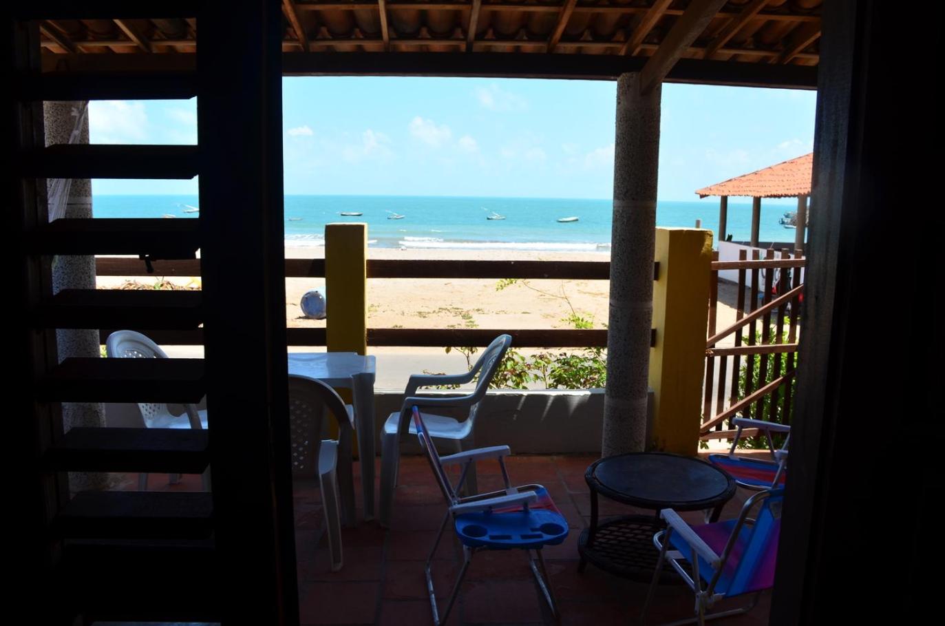 Casa c WiFi a beira mar na Praia Redonda,Icapui CE