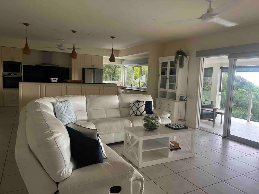Incredible beachfront home, 10 min to Port Douglas - Diamond Cliff