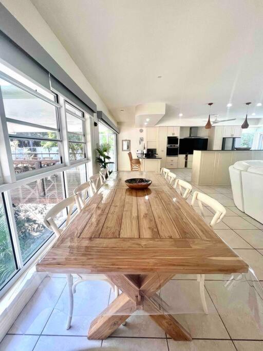 Incredible beachfront home, 10 min to Port Douglas - Diamond Cliff