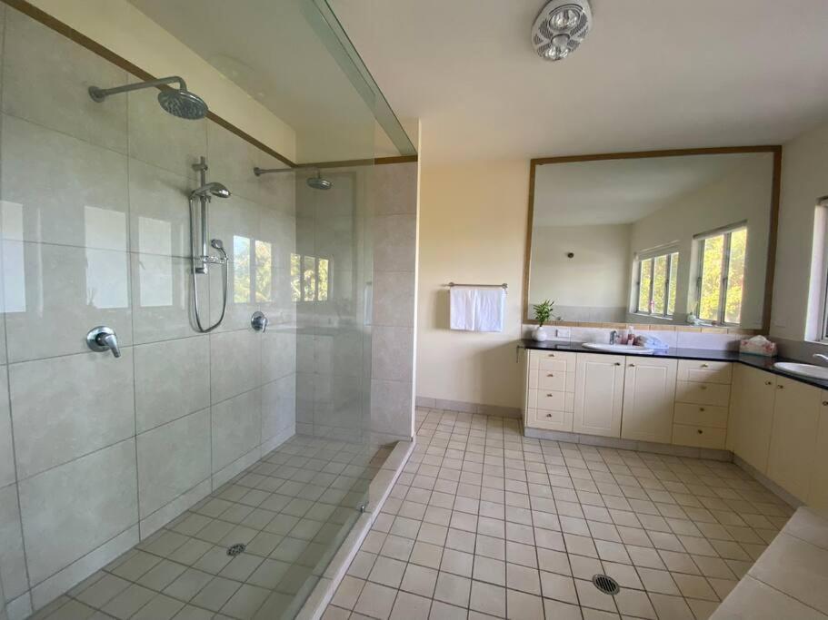 Incredible beachfront home, 10 min to Port Douglas - Diamond Cliff