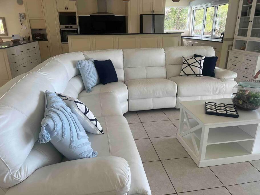 Incredible beachfront home, 10 min to Port Douglas - Diamond Cliff