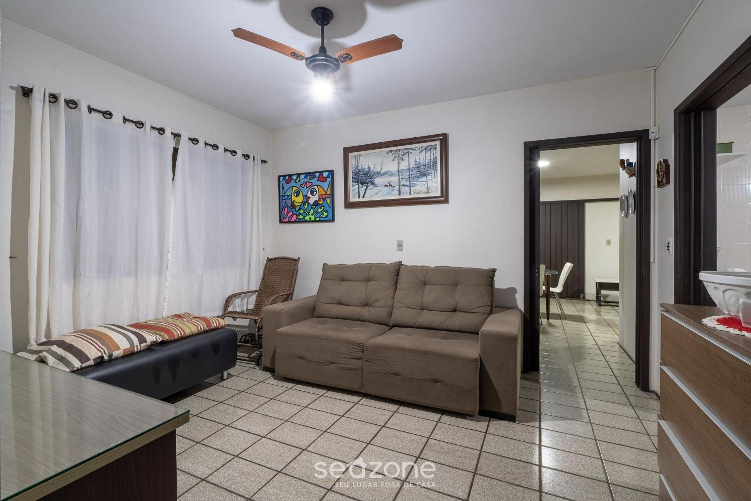 House 100m from the beach in Barra Velha AIA2200
