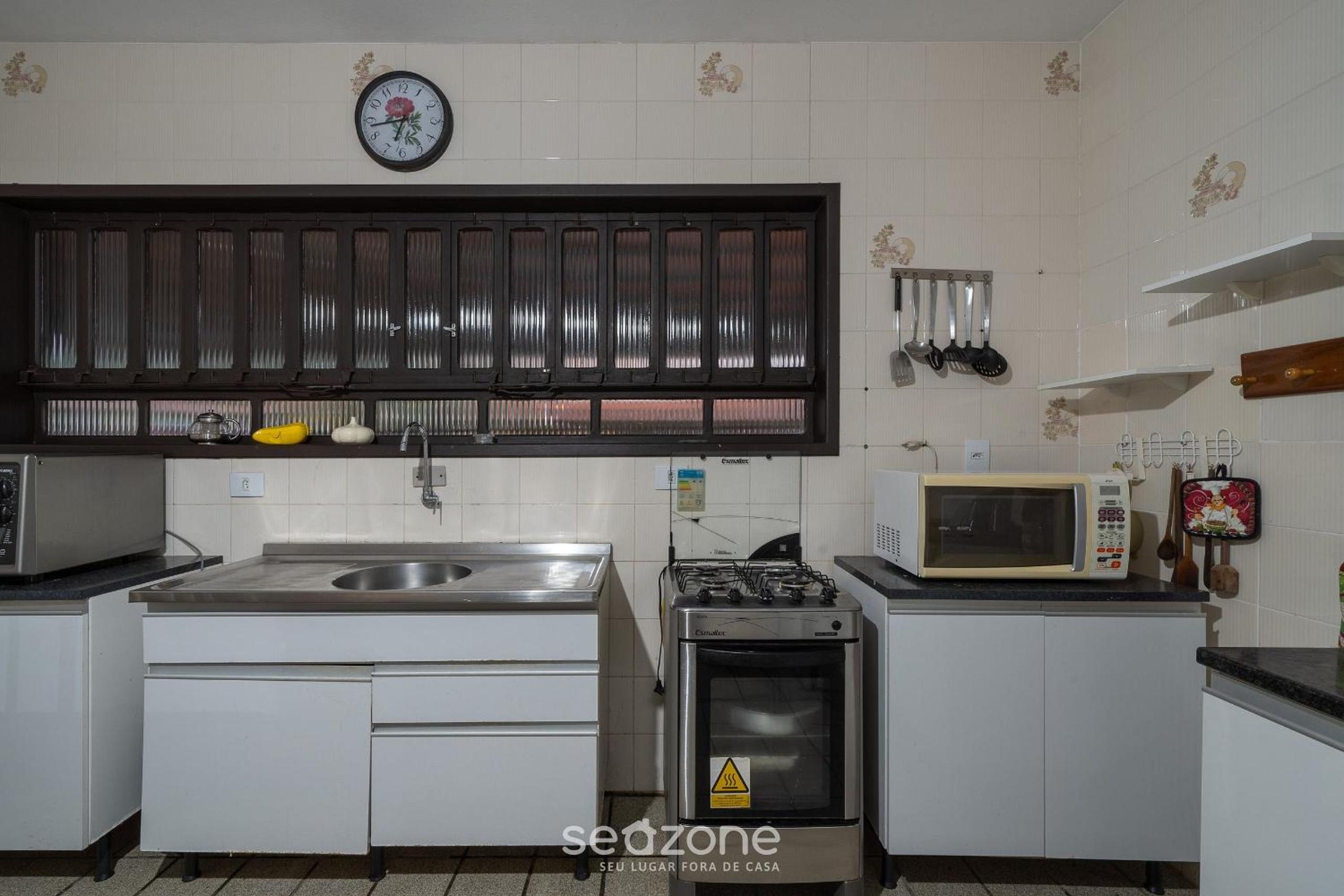 House 100m from the beach in Barra Velha AIA2200