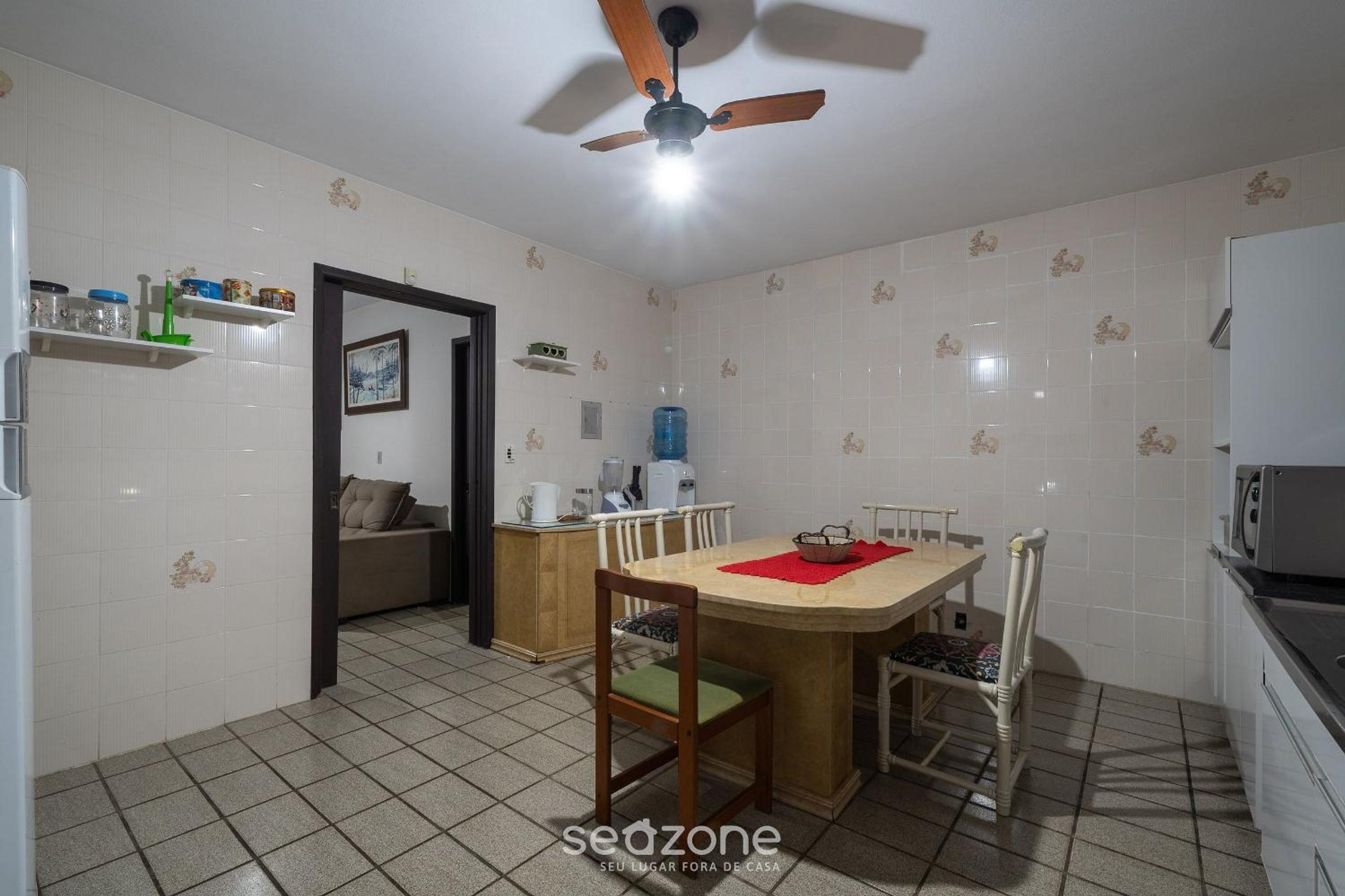 House 100m from the beach in Barra Velha AIA2200
